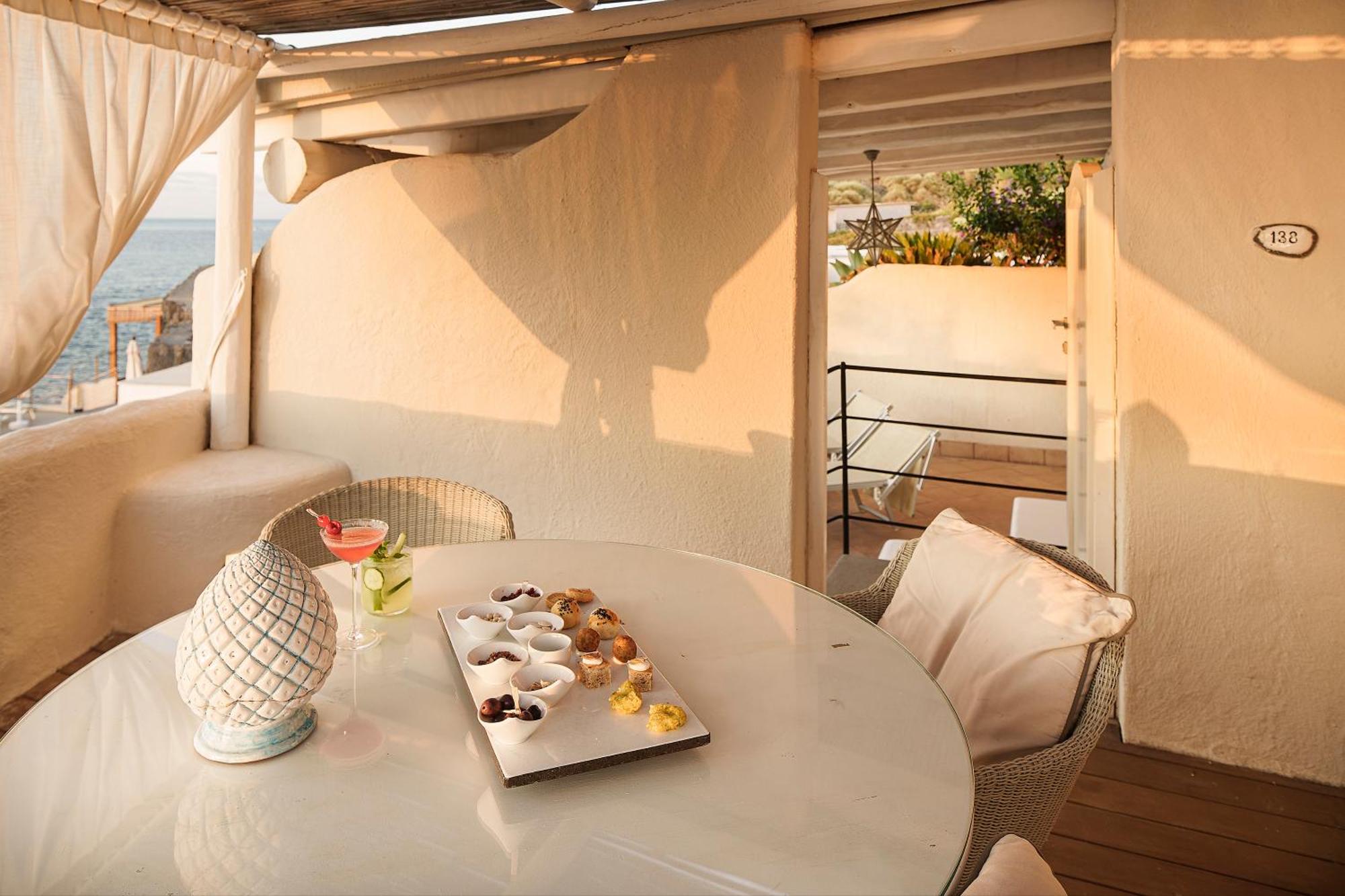 Therasia Resort Sea and SPA - The Leading Hotels of the World