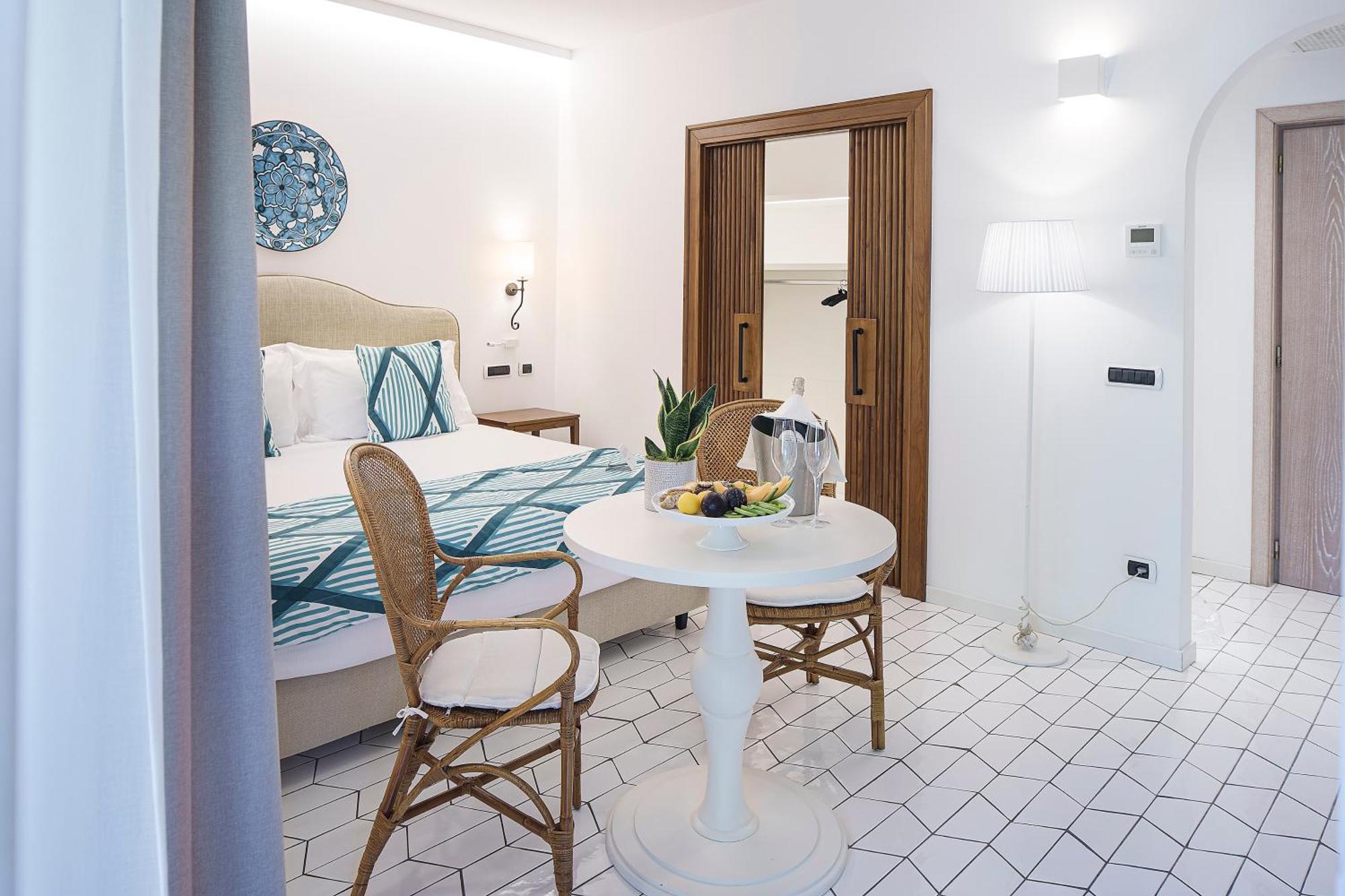 Therasia Resort Sea and SPA - The Leading Hotels of the World