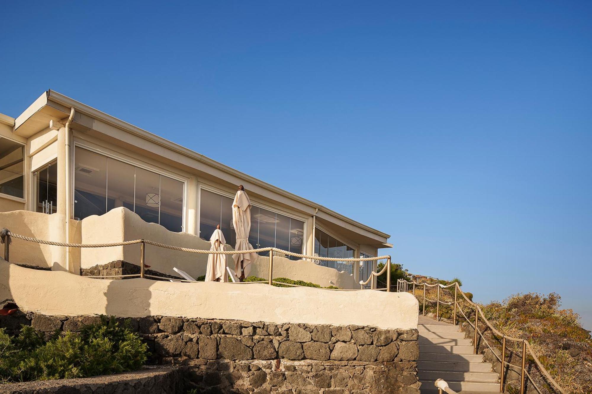 Therasia Resort Sea and SPA - The Leading Hotels of the World