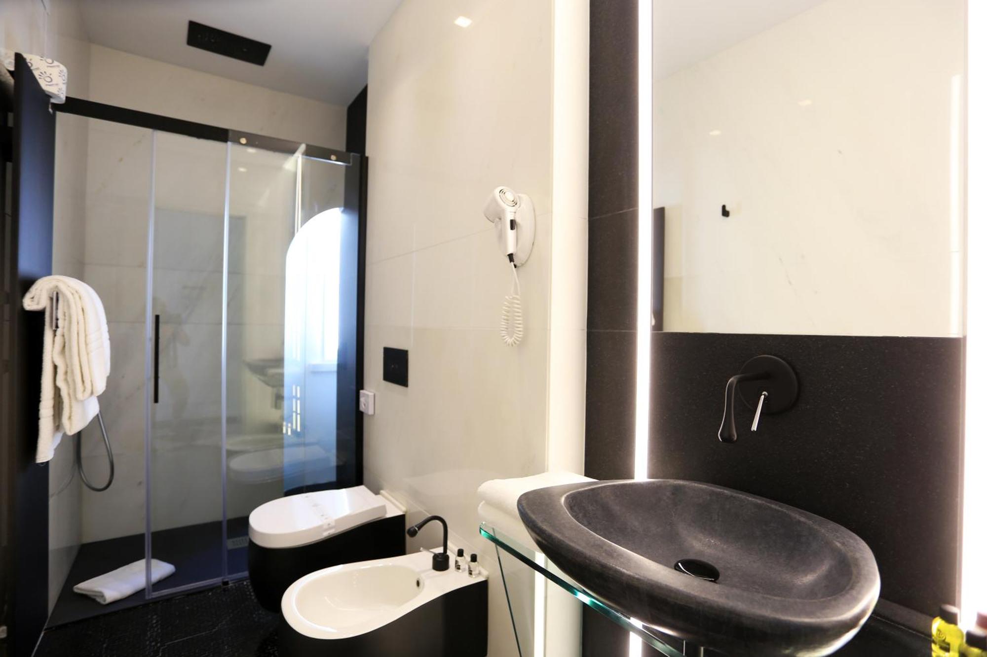 Zafran Boutique Hotel