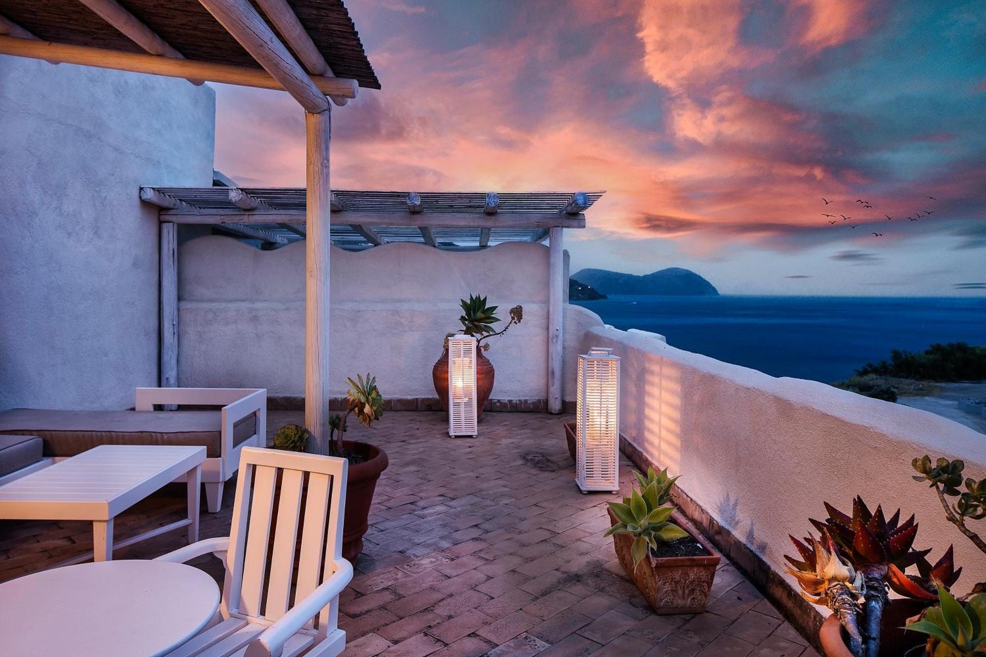 Therasia Resort Sea and SPA - The Leading Hotels of the World