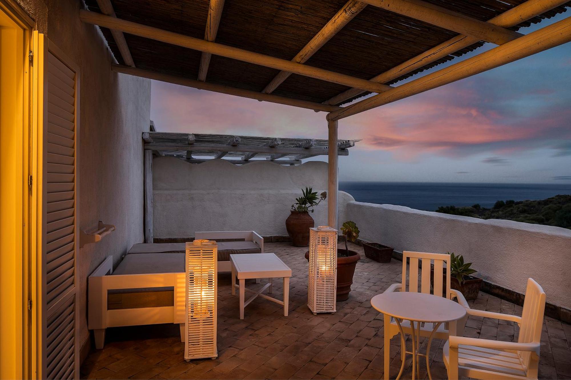 Therasia Resort Sea and SPA - The Leading Hotels of the World