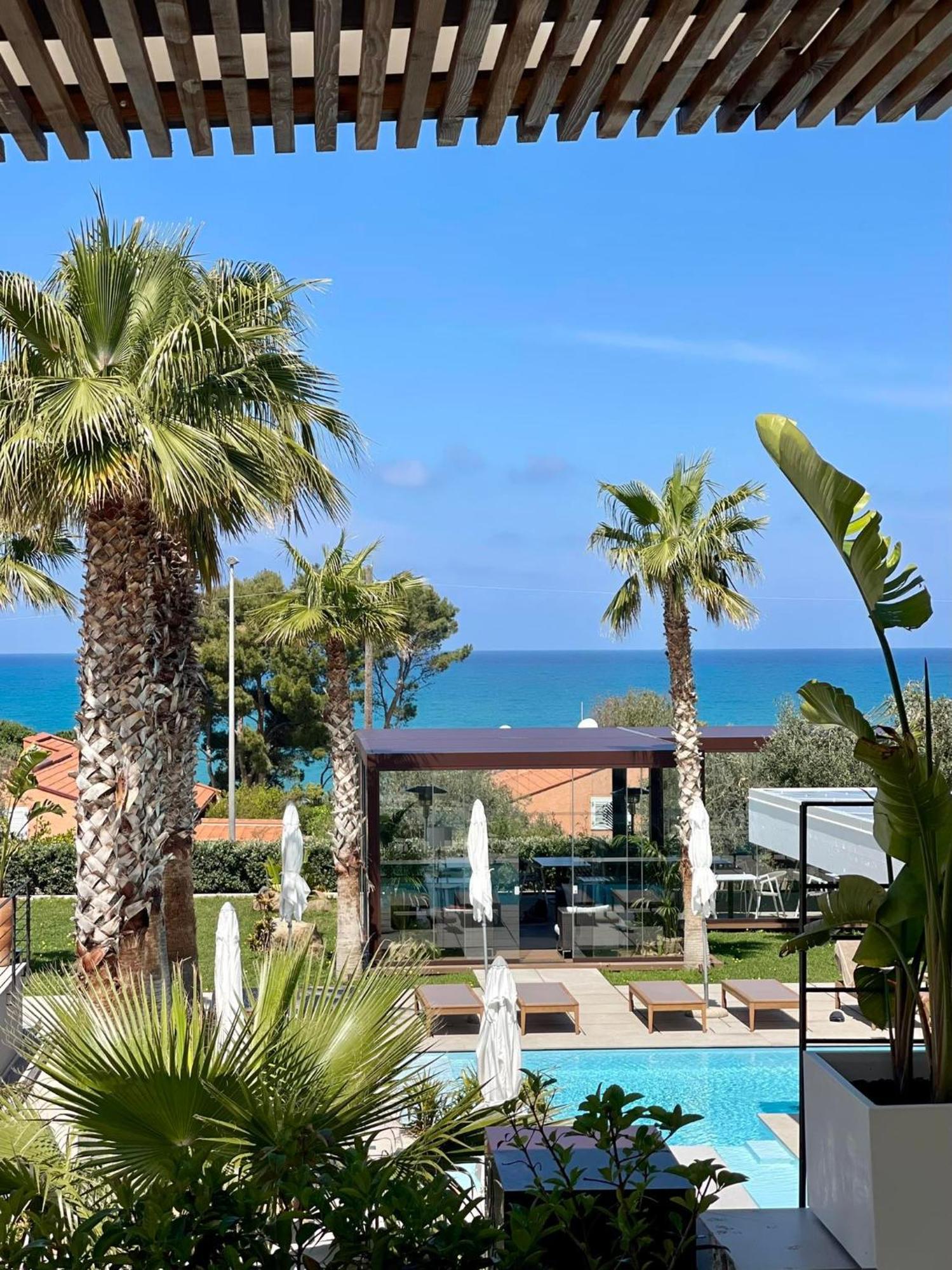 Insulae Resort