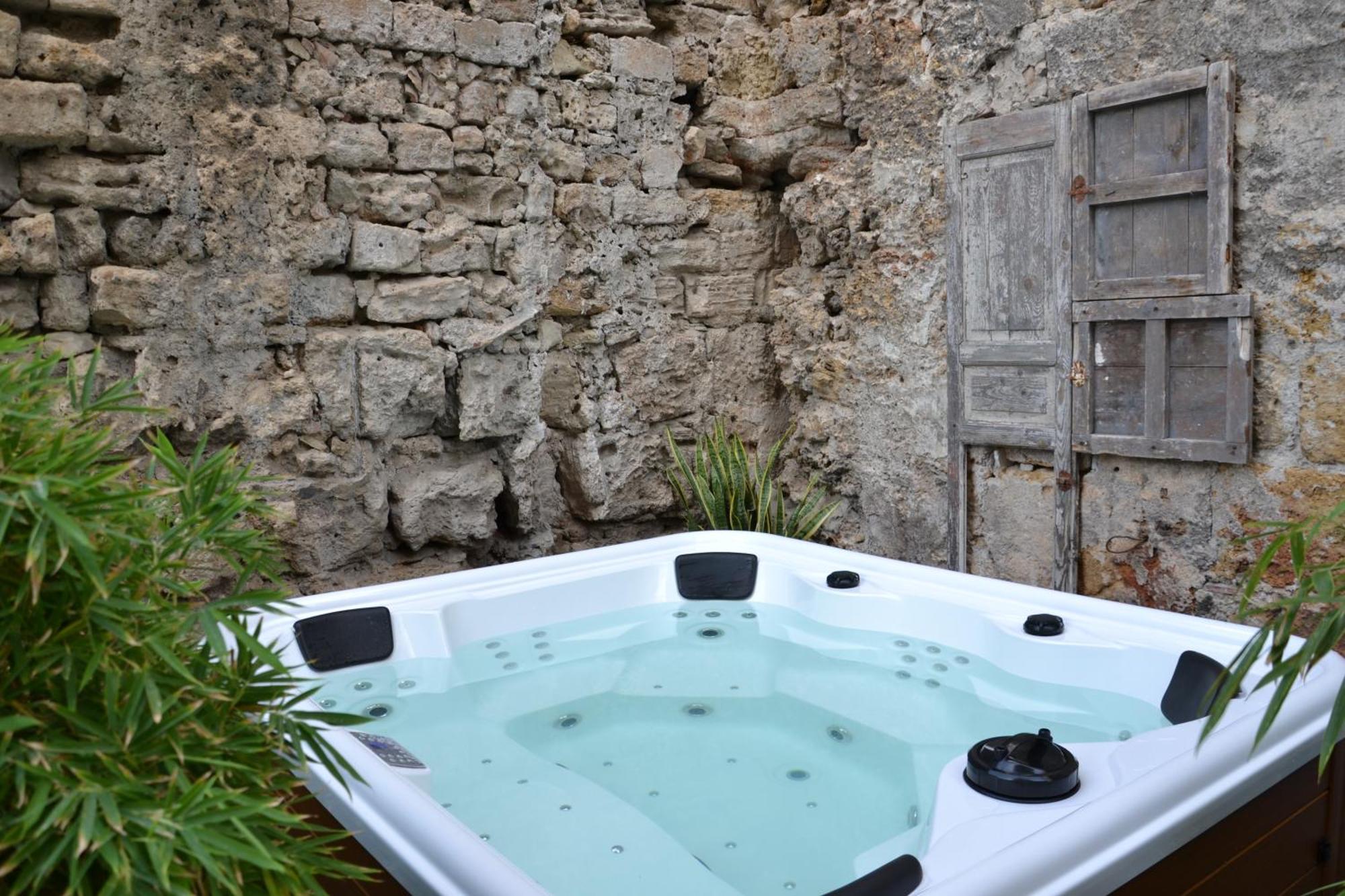 Bastione Spasimo Boutique Hotel