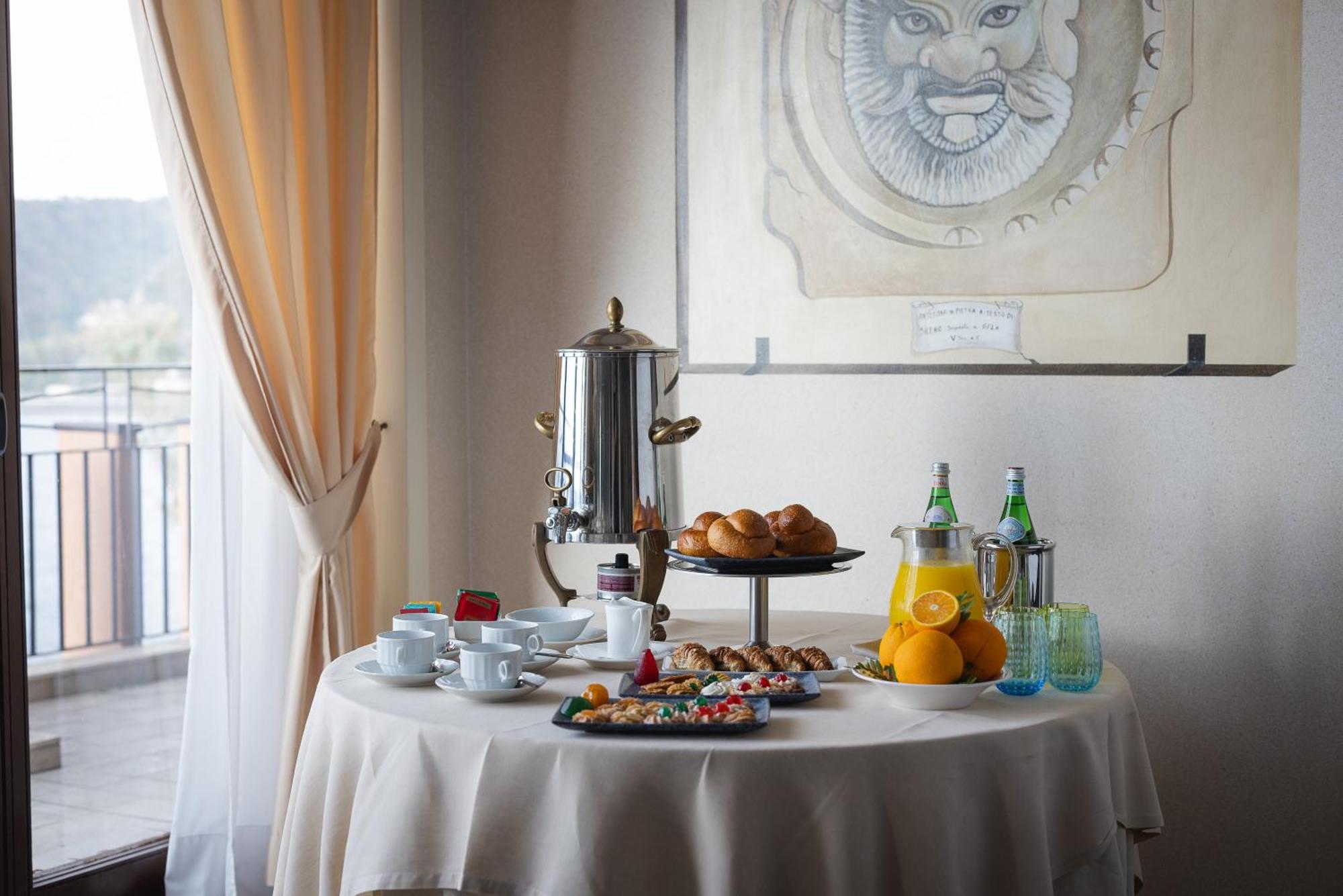 UNAHOTELS Capotaormina