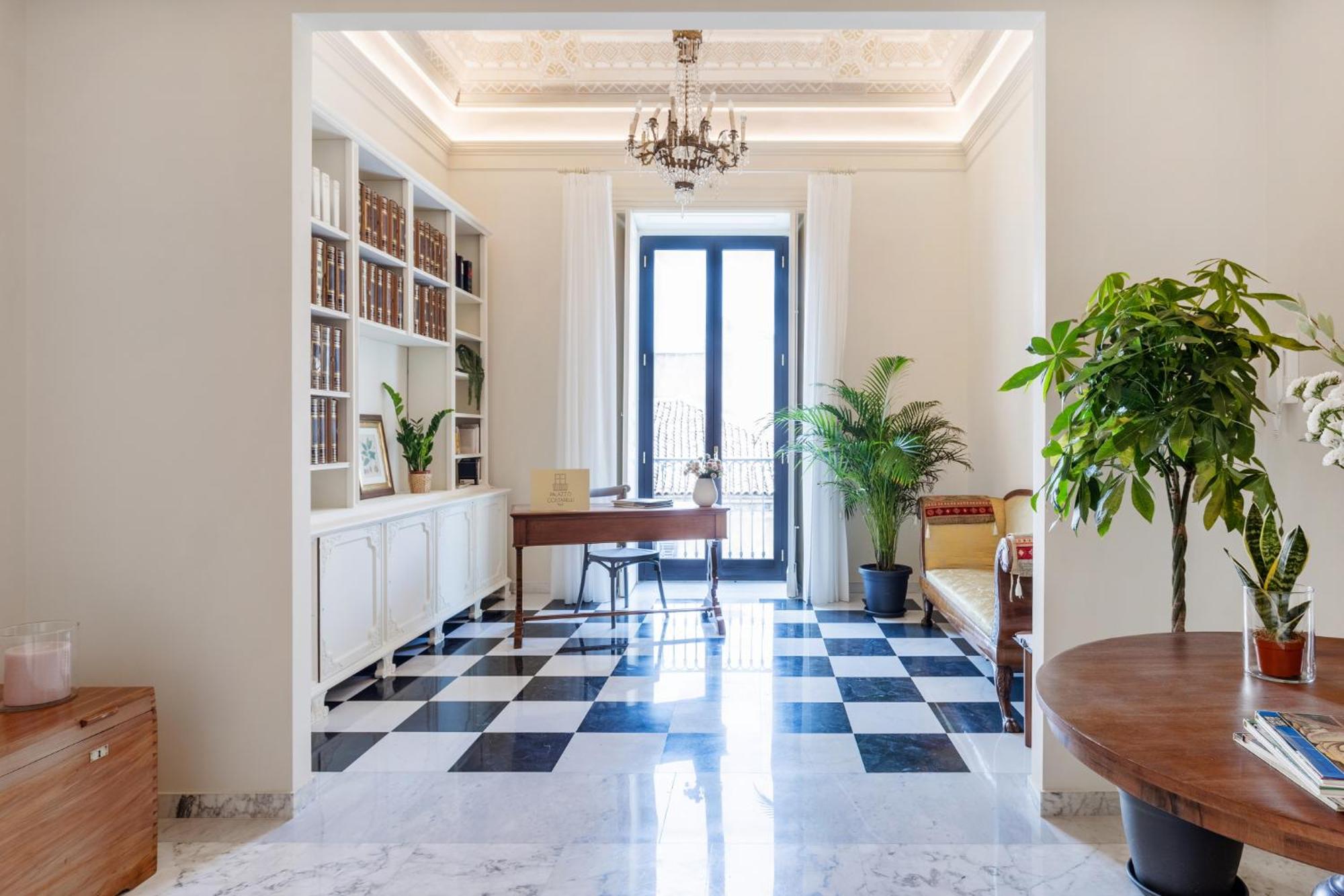 Palazzo Costarelli - Bed and Breakfast