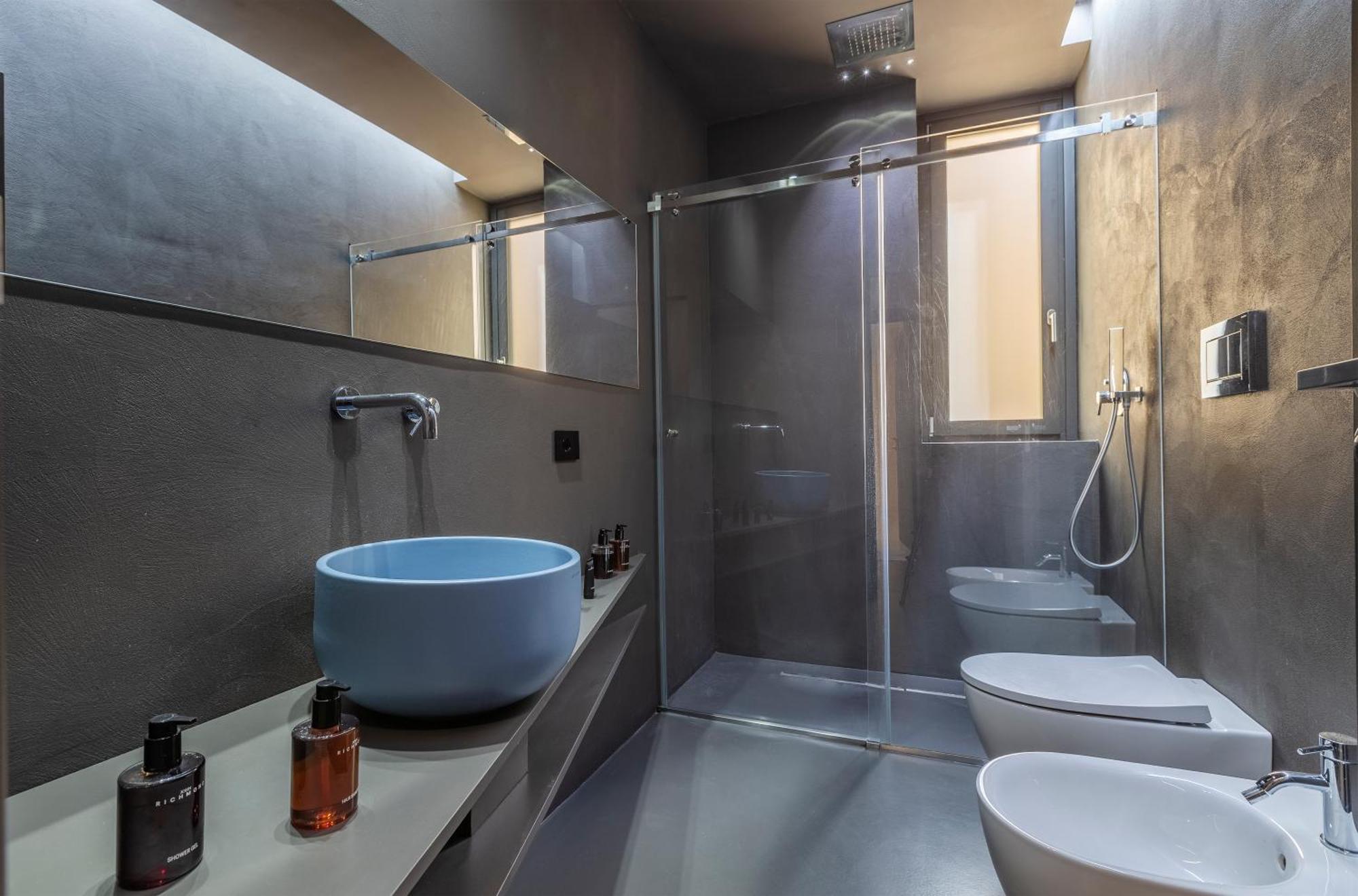 Fiveplace Design Suites & Apartments