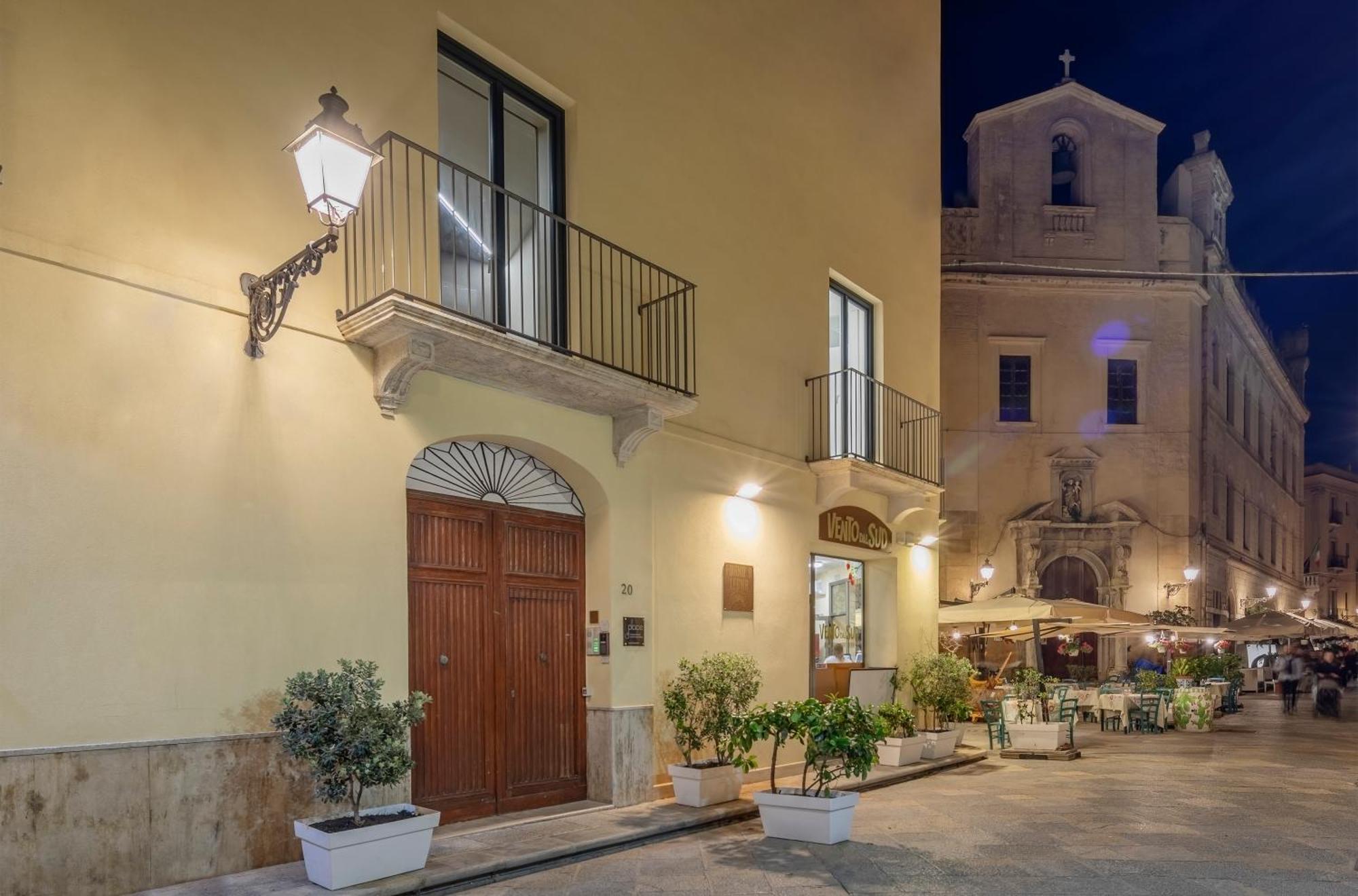 Fiveplace Design Suites & Apartments