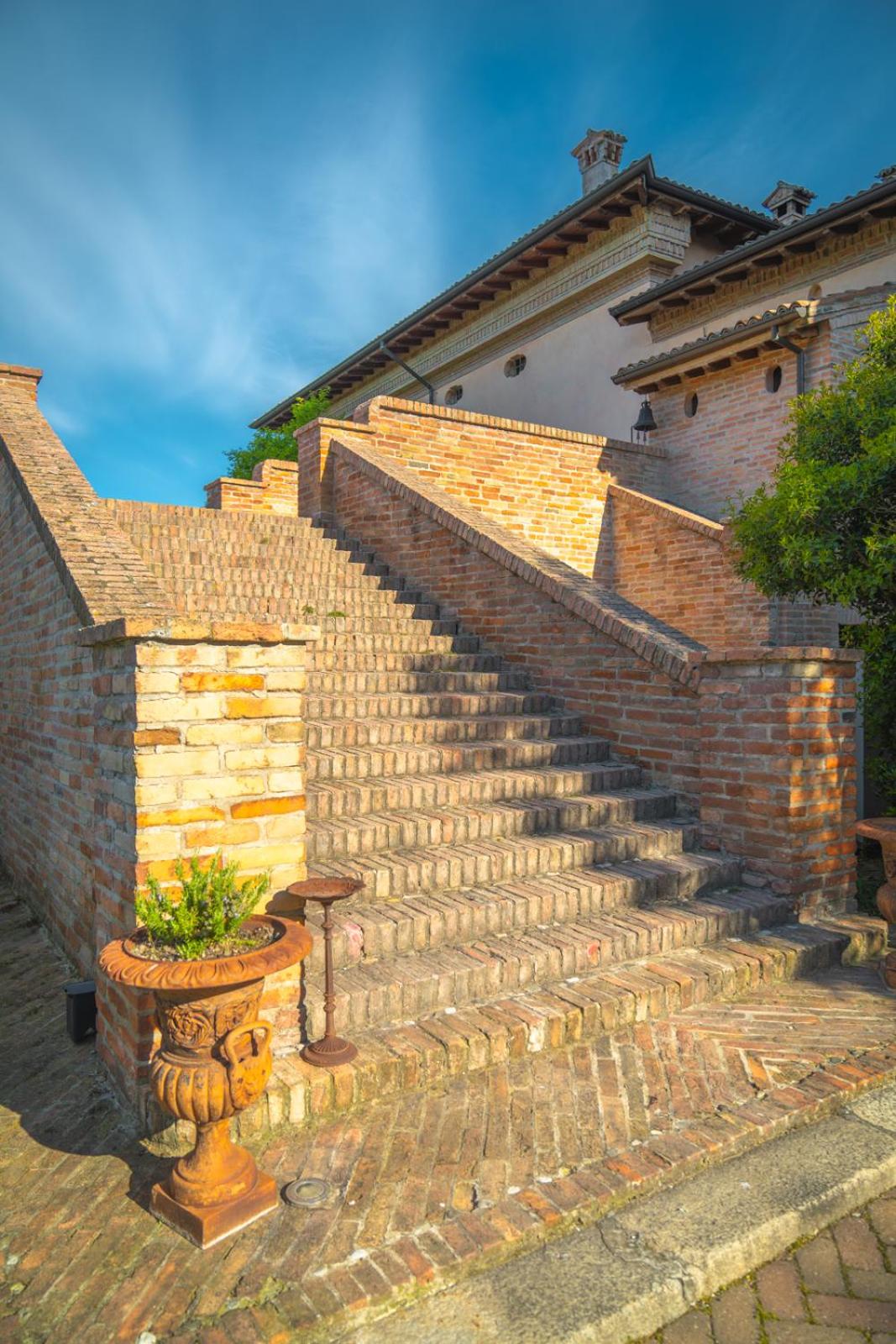 Castello Di Chiavenna Landi