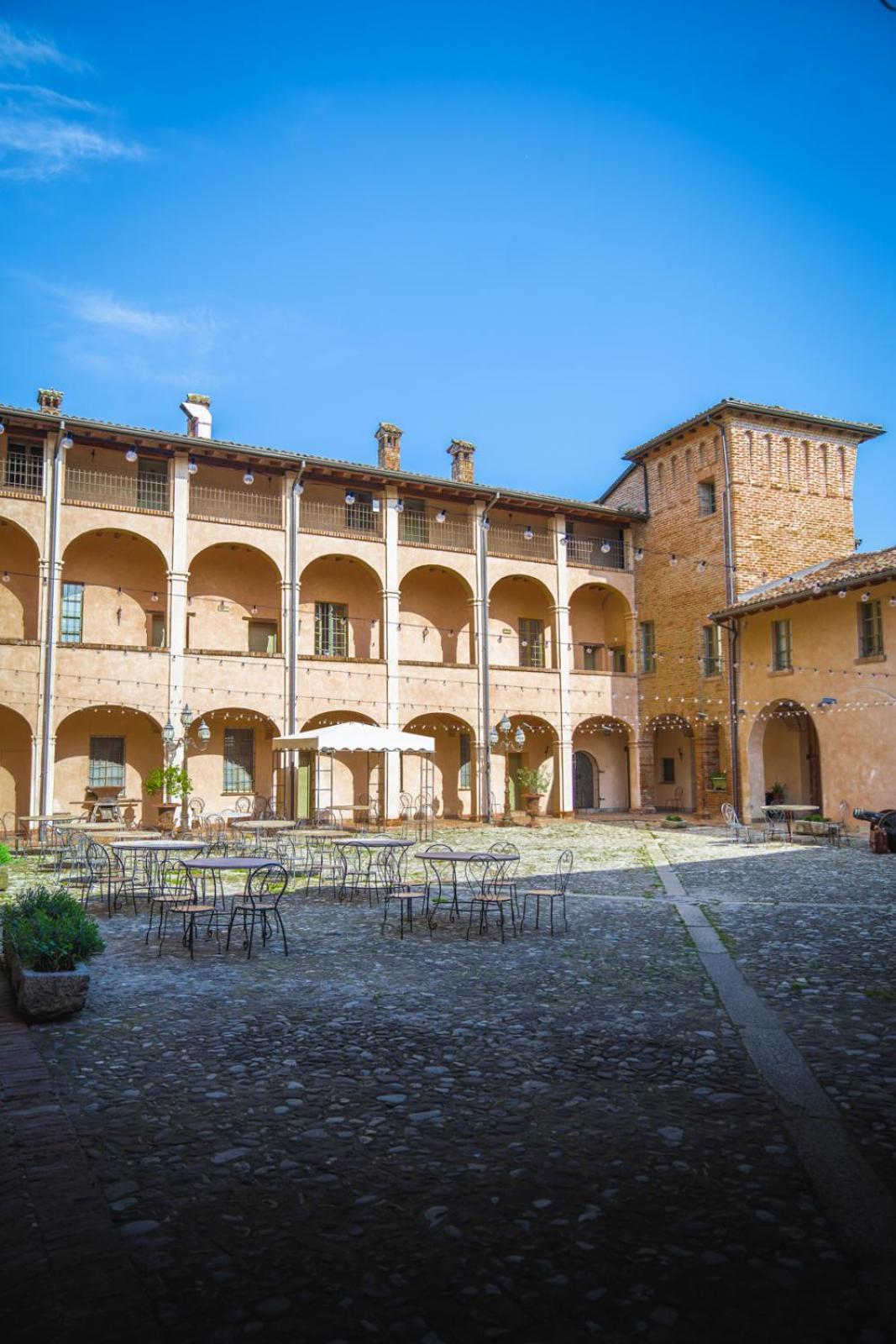 Castello Di Chiavenna Landi