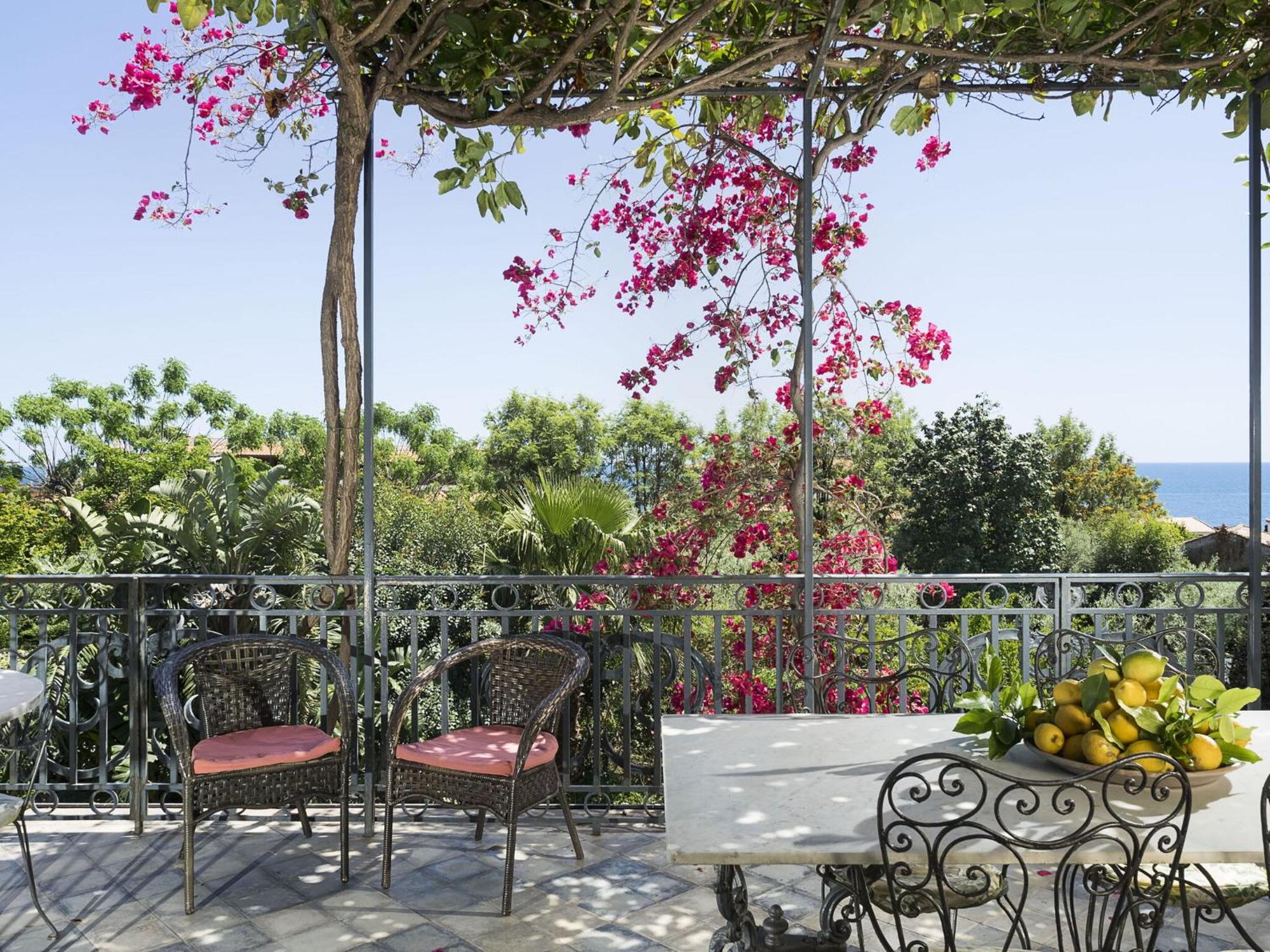 Villa Castello Claves