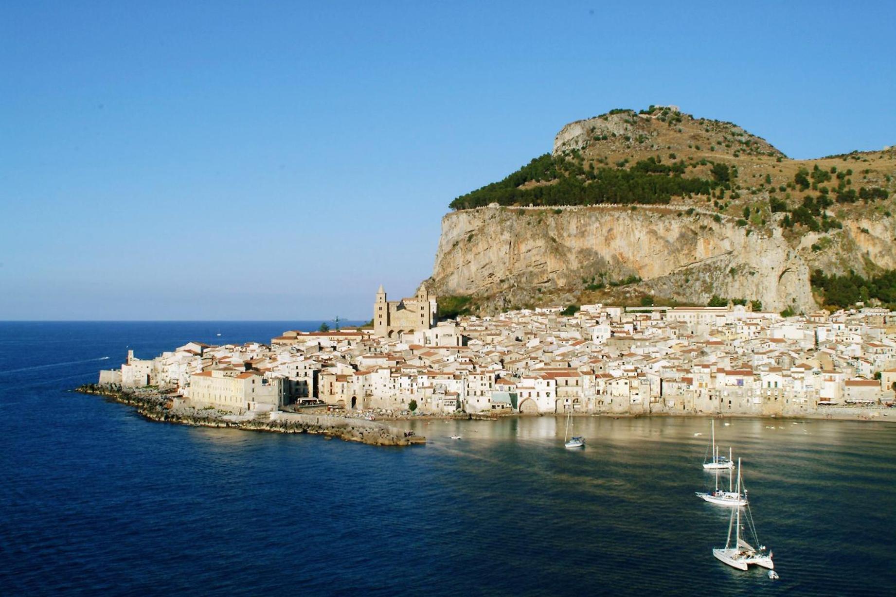 Kefalè - Suite di Charme nel Cuore di Cefalù by CEFALU BIZ