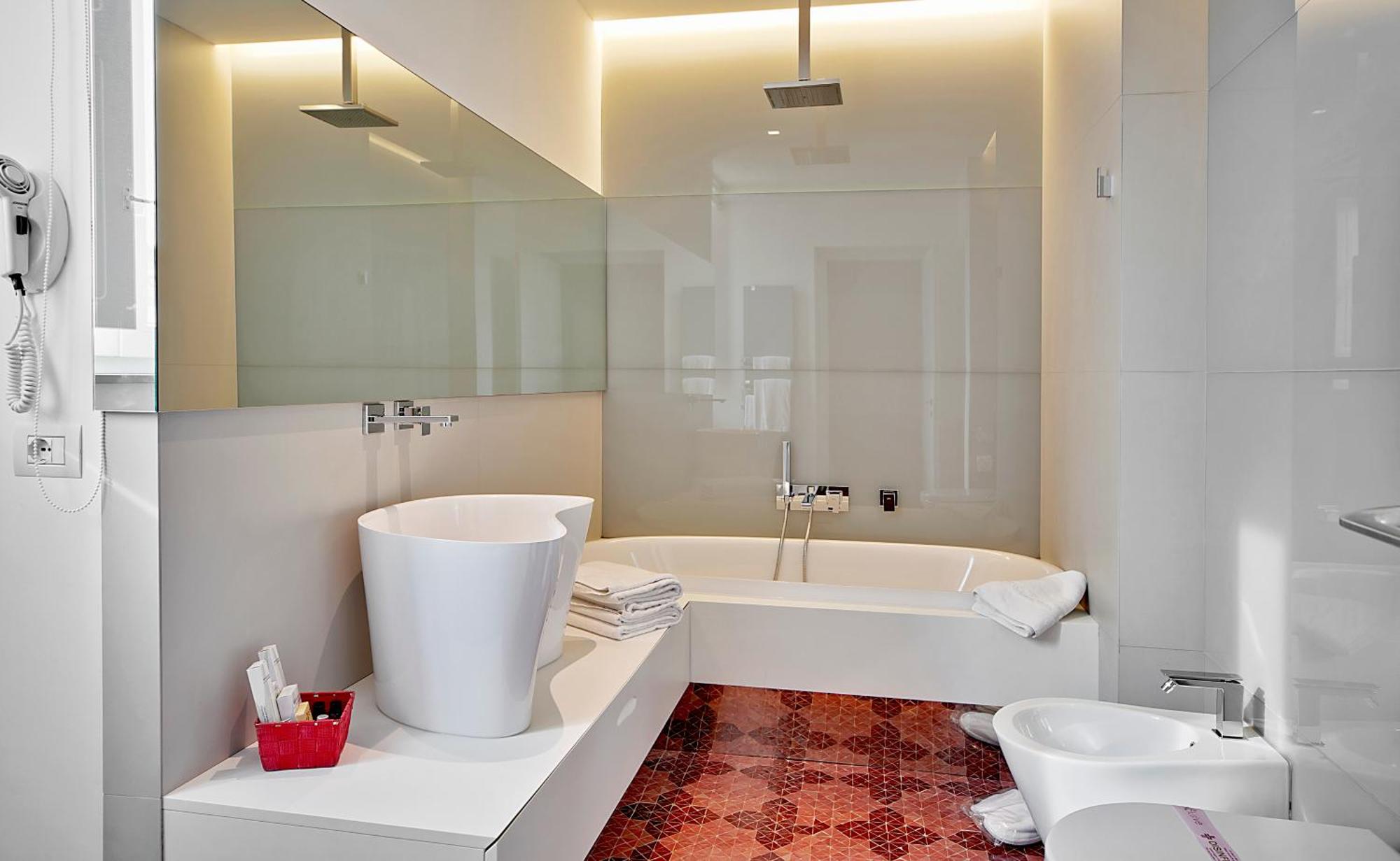 Zafran Boutique Hotel
