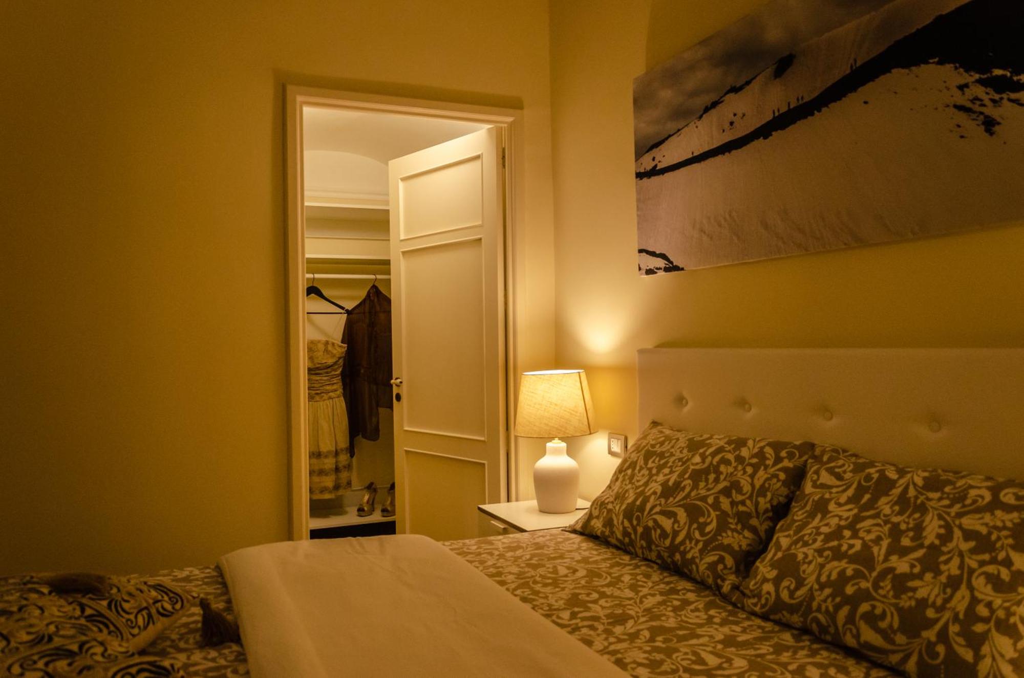 Palazzo Fiammingo Rooms