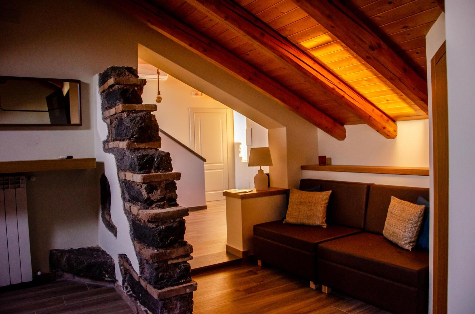 Palazzo Fiammingo Rooms