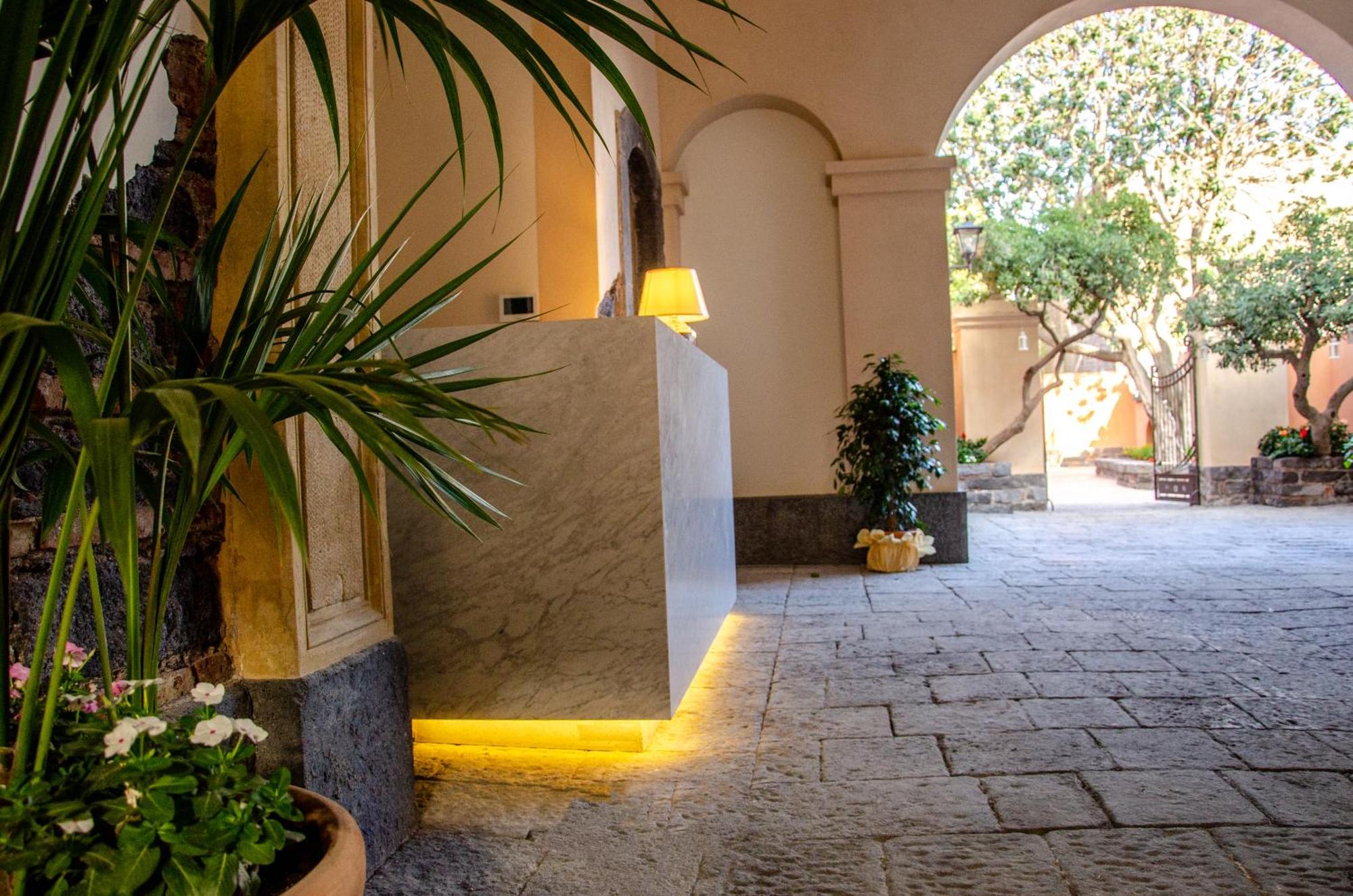 Palazzo Fiammingo Rooms