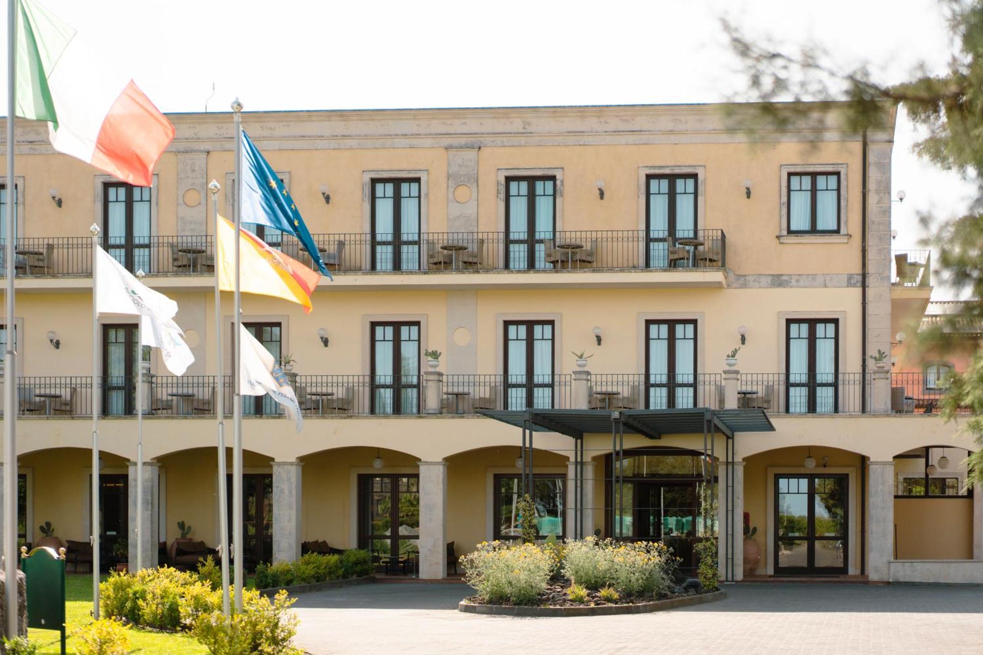 Picciolo Etna Golf Resort & Spa, Curio Collection by Hilton
