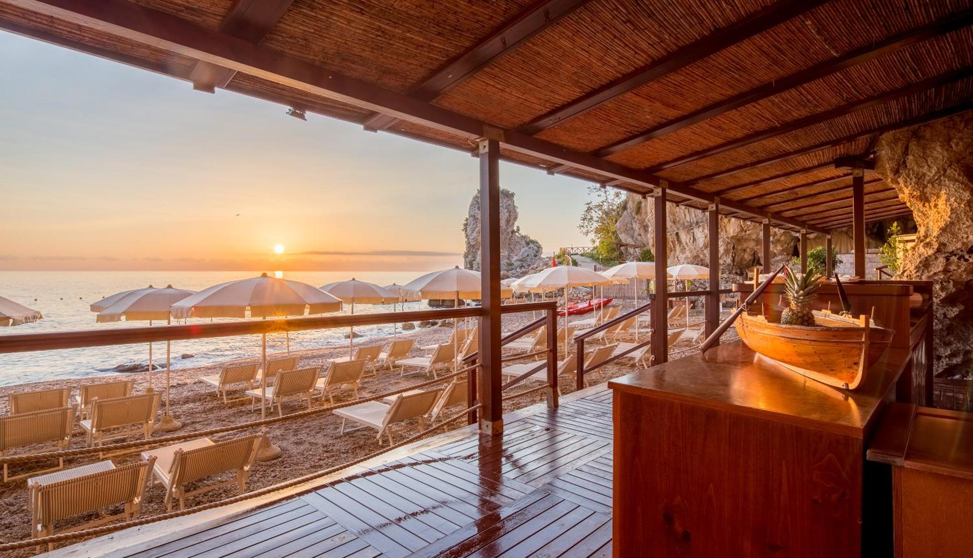 UNAHOTELS Capotaormina