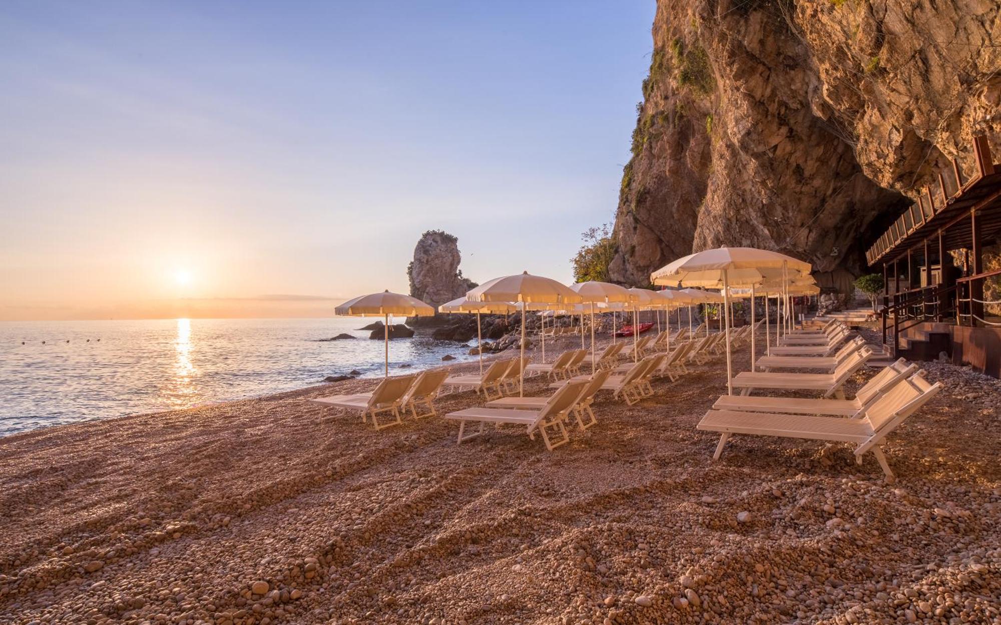 UNAHOTELS Capotaormina