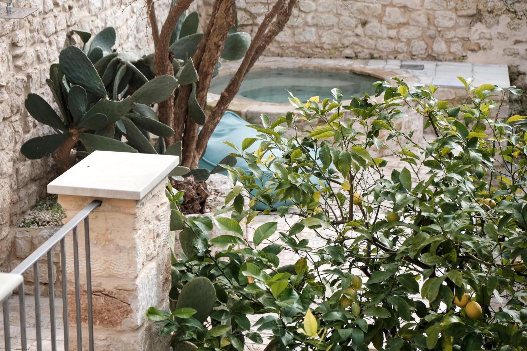 Anime a Sud - Residenza Hortus