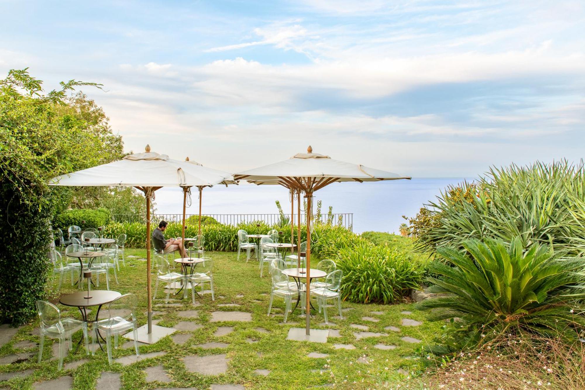 Hotel Ravesi