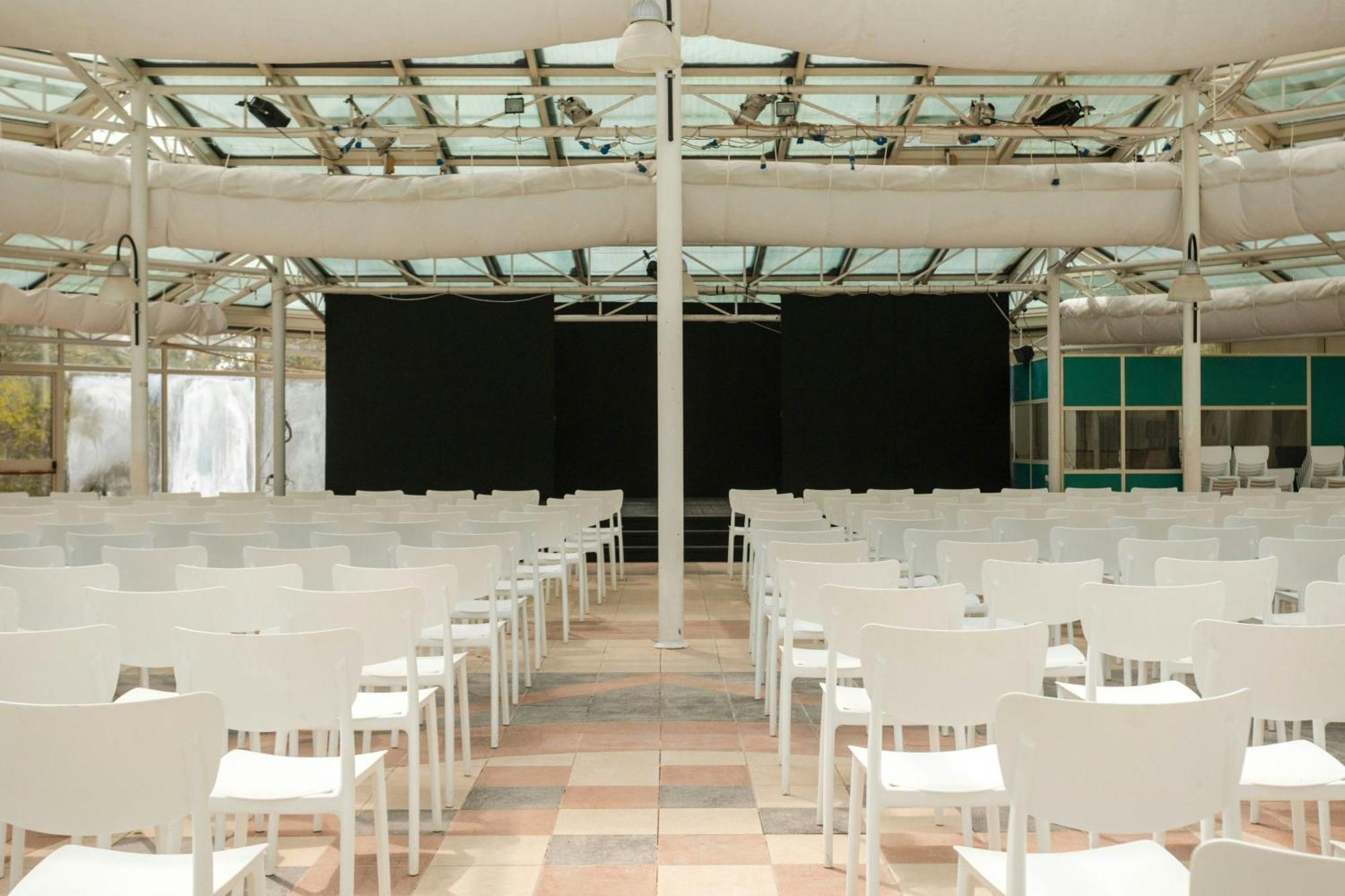 Mangia's Brucoli, Sicily, Autograph Collection
