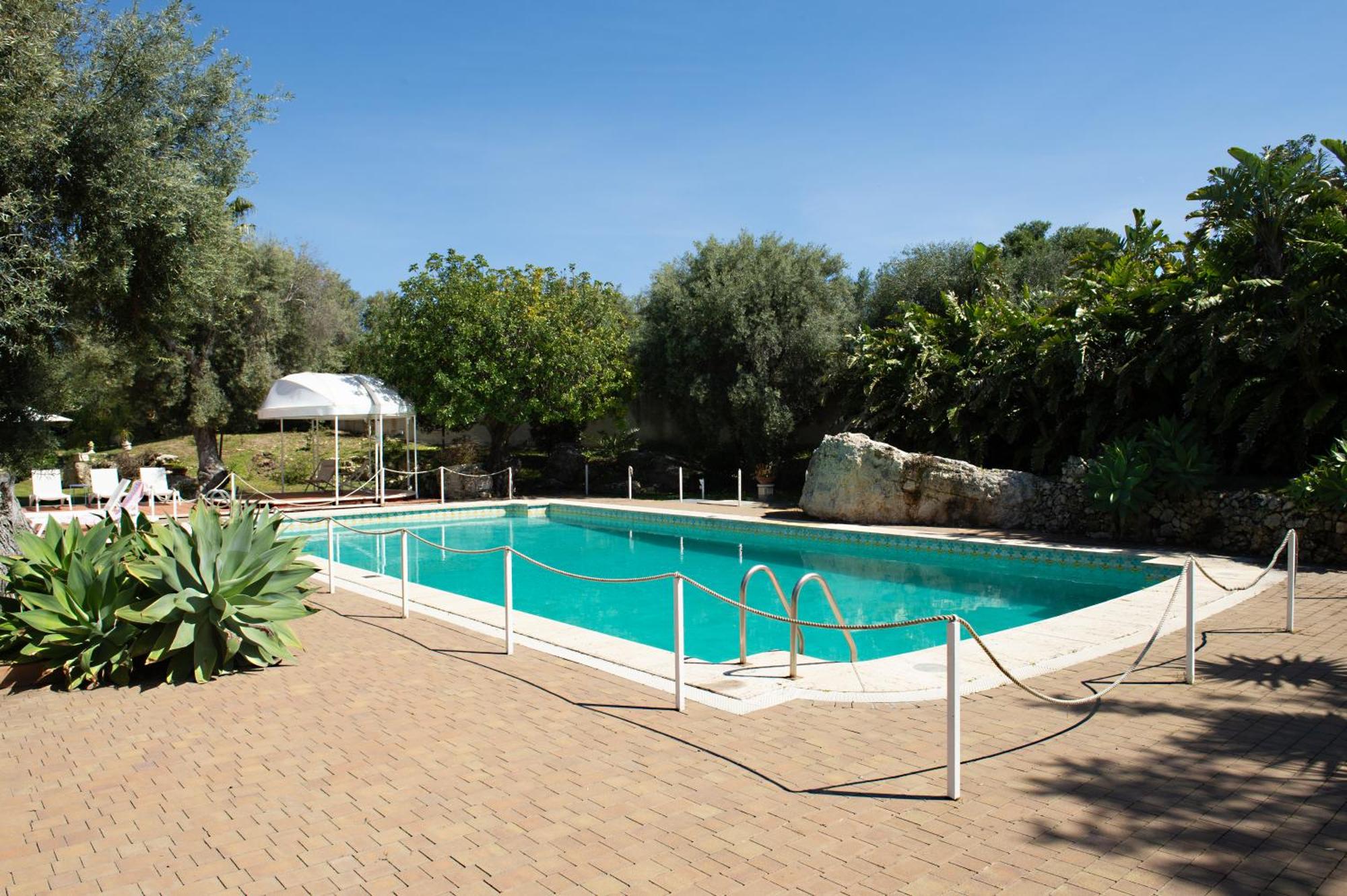 Isola Charm B&B - Pool & Nature Stay