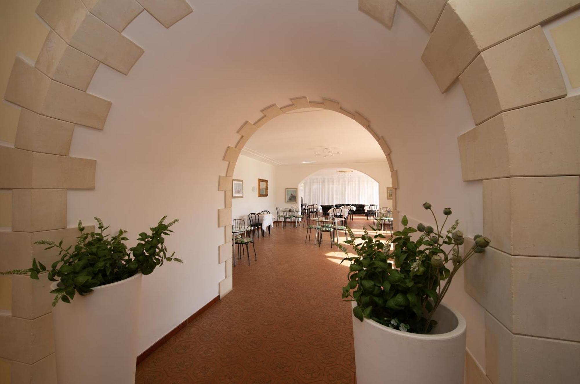 Isola Charm B&B - Pool & Nature Stay