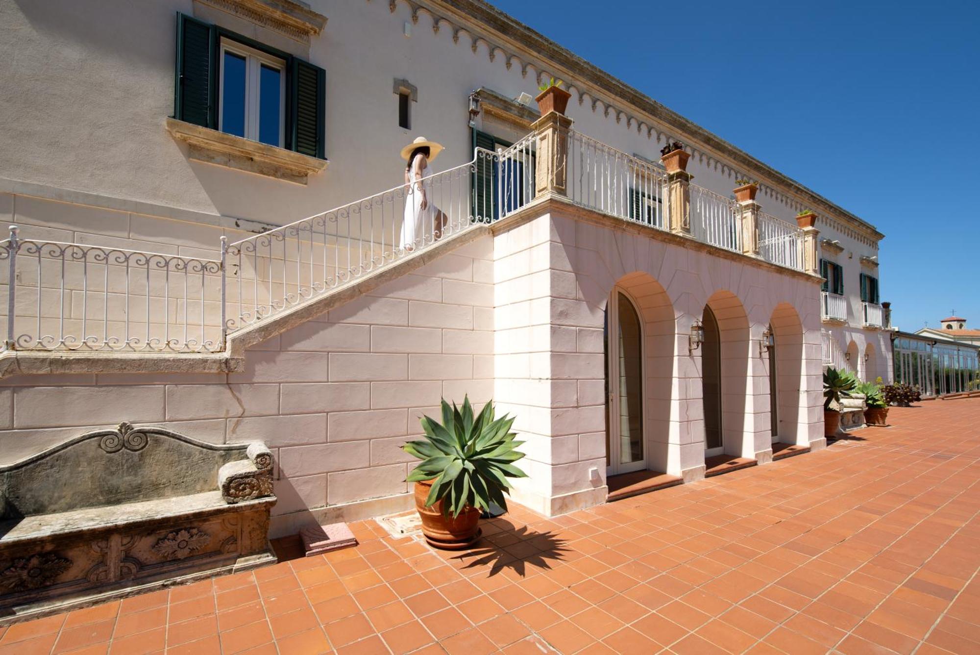 Isola Charm B&B - Pool & Nature Stay