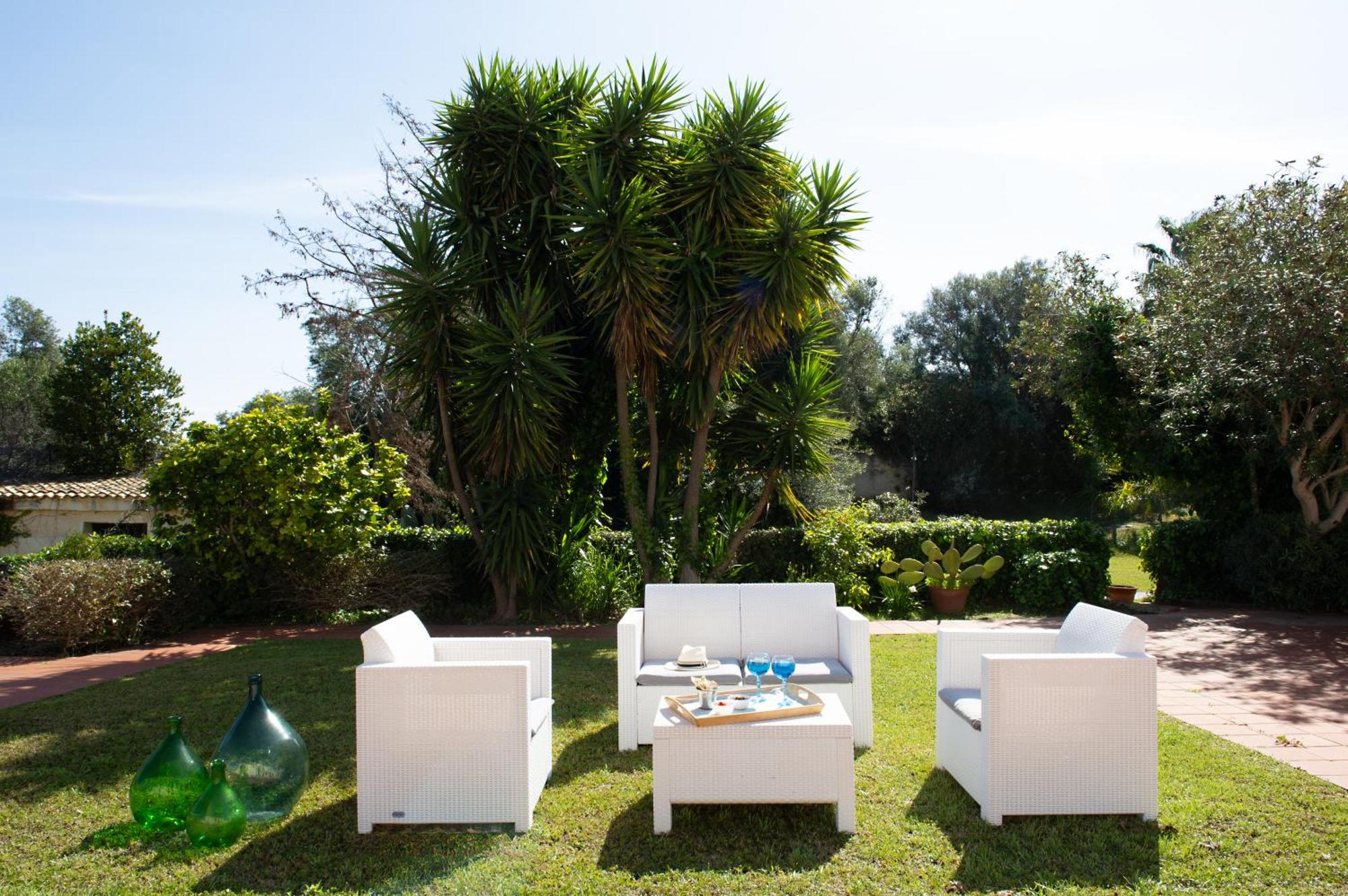 Isola Charm B&B - Pool & Nature Stay