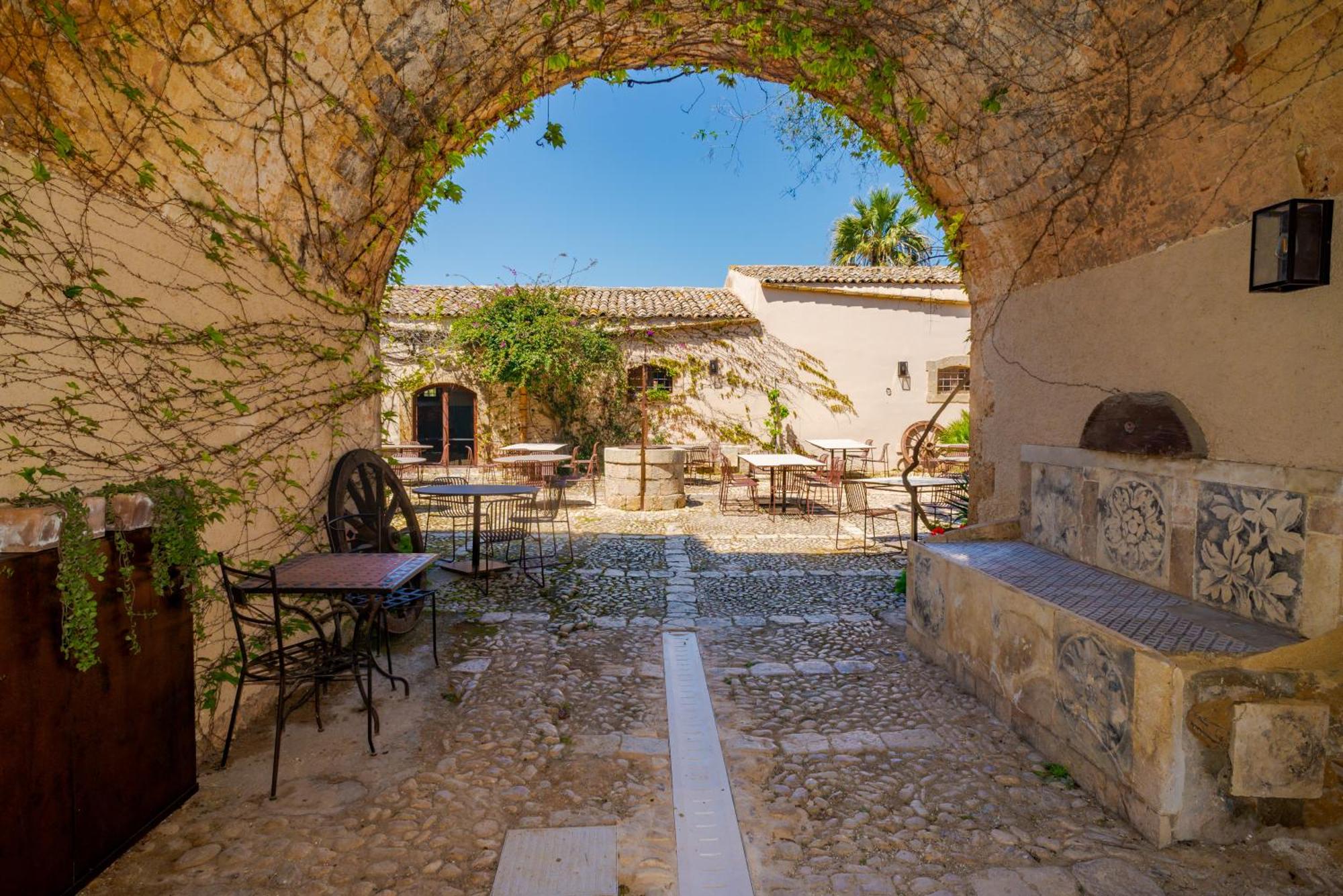 Baglio Siciliamo Country House