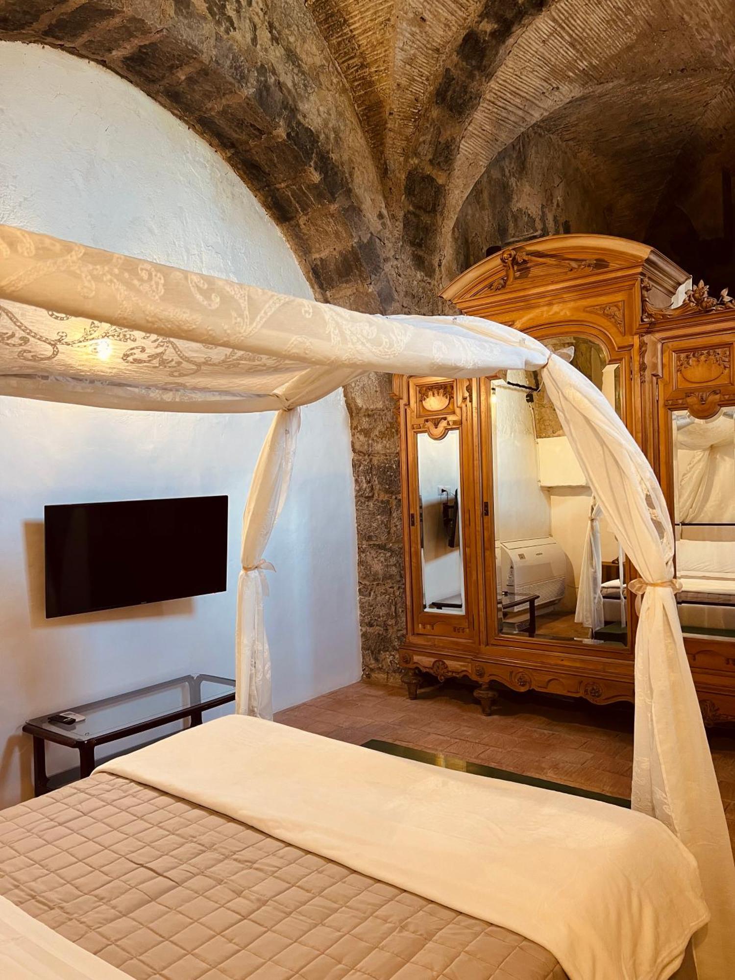 Puleera Boutique Hotel