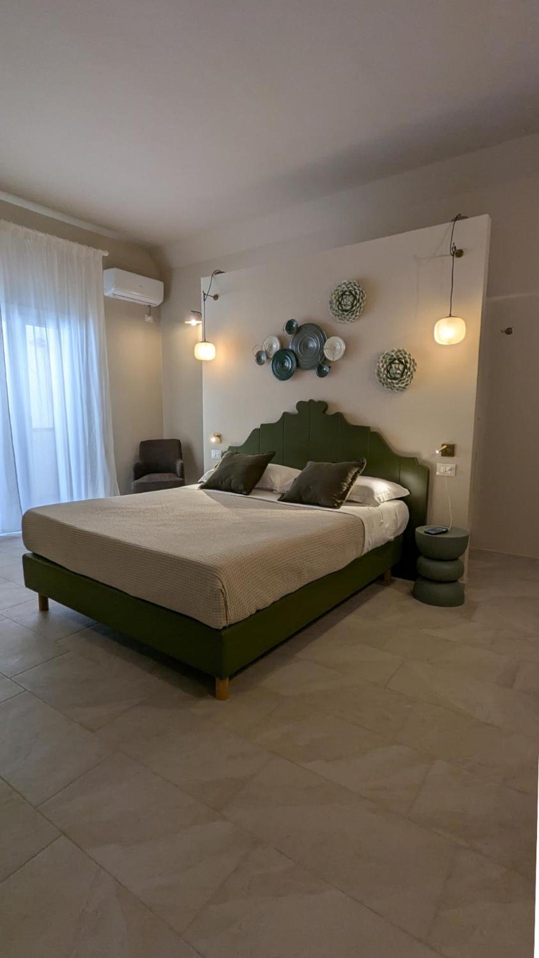 Palazzo Russo Ortigia Suite & Apartments