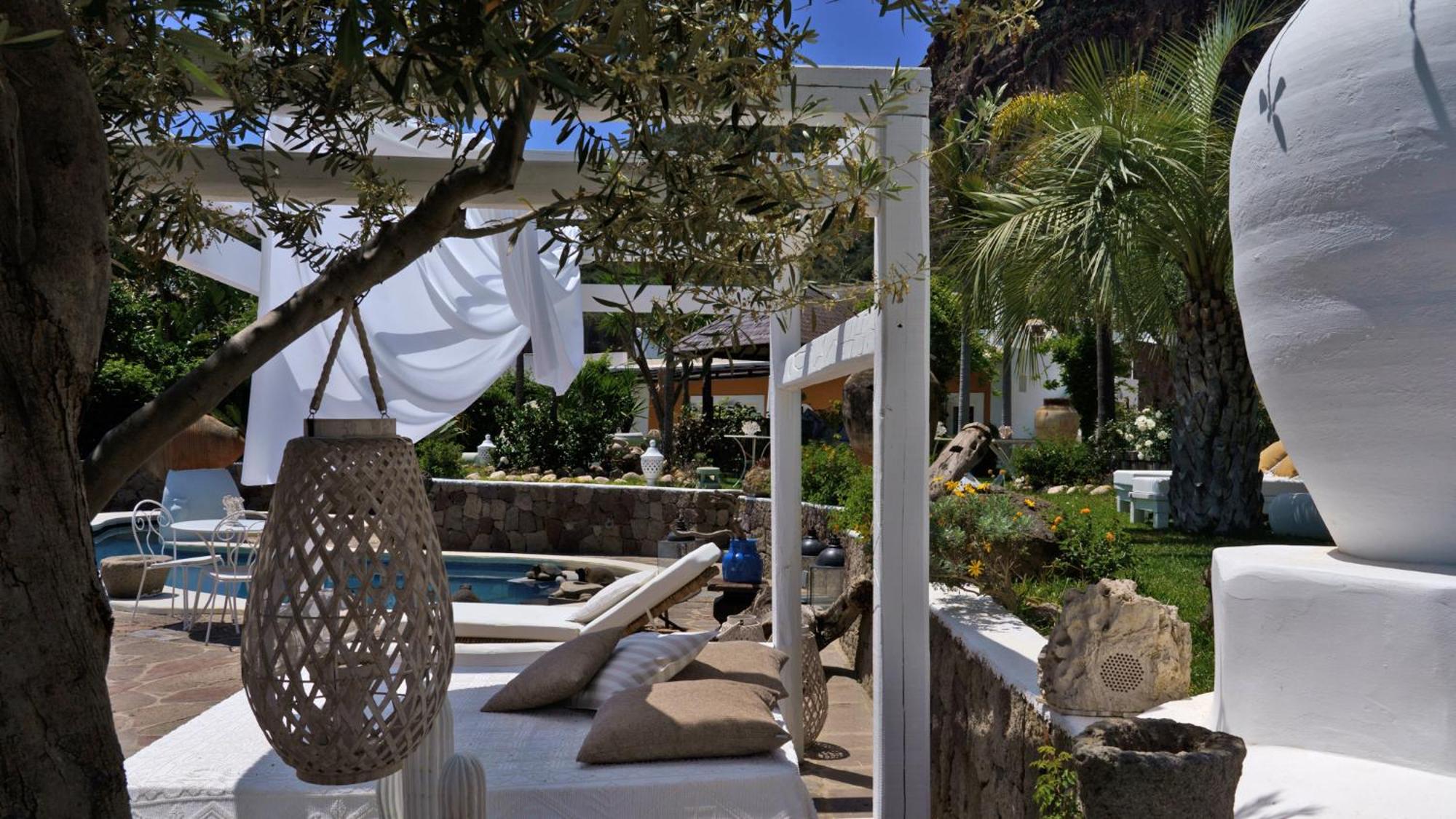 Hotel Oasi