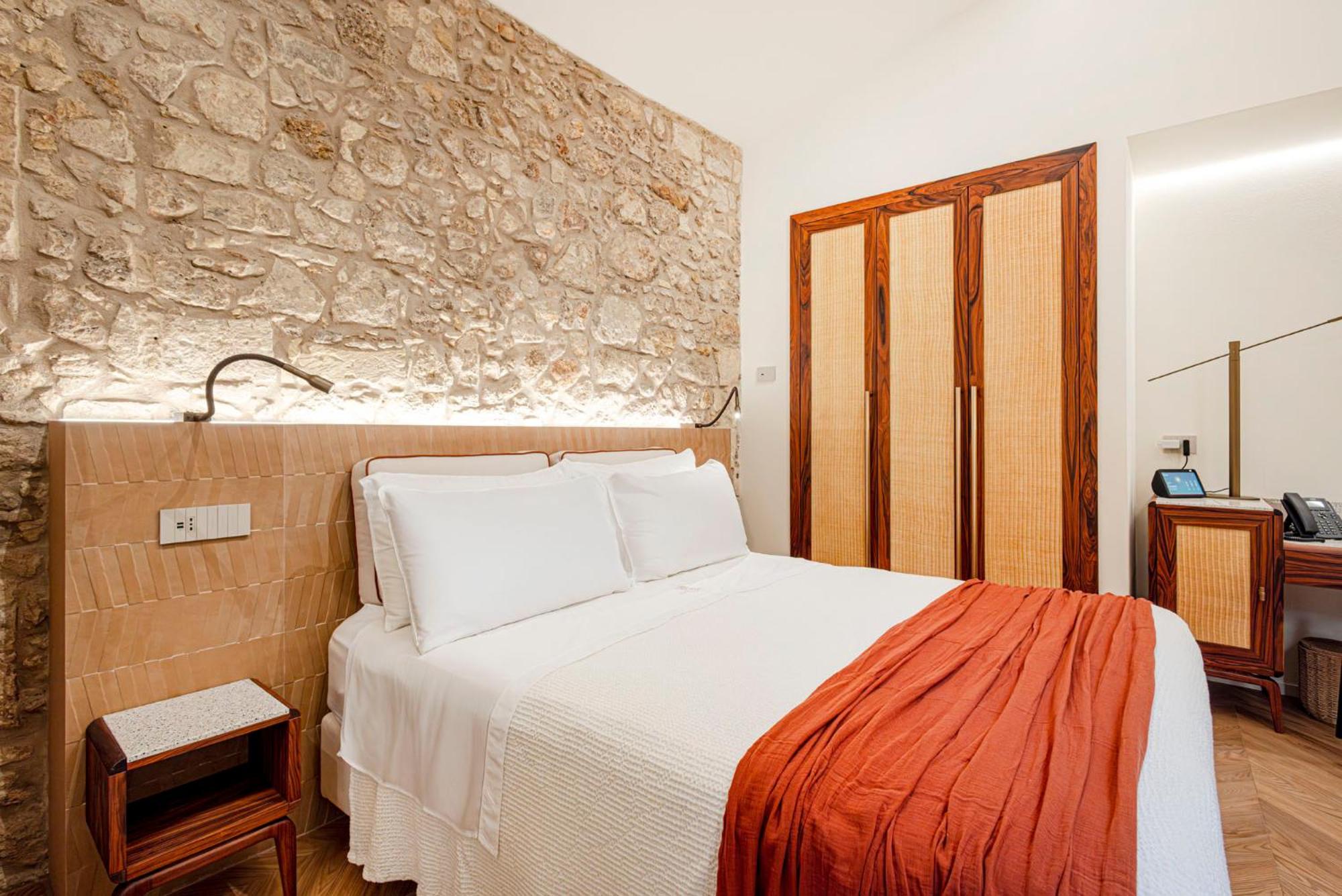 COOL DREAMS Luxury Rooms