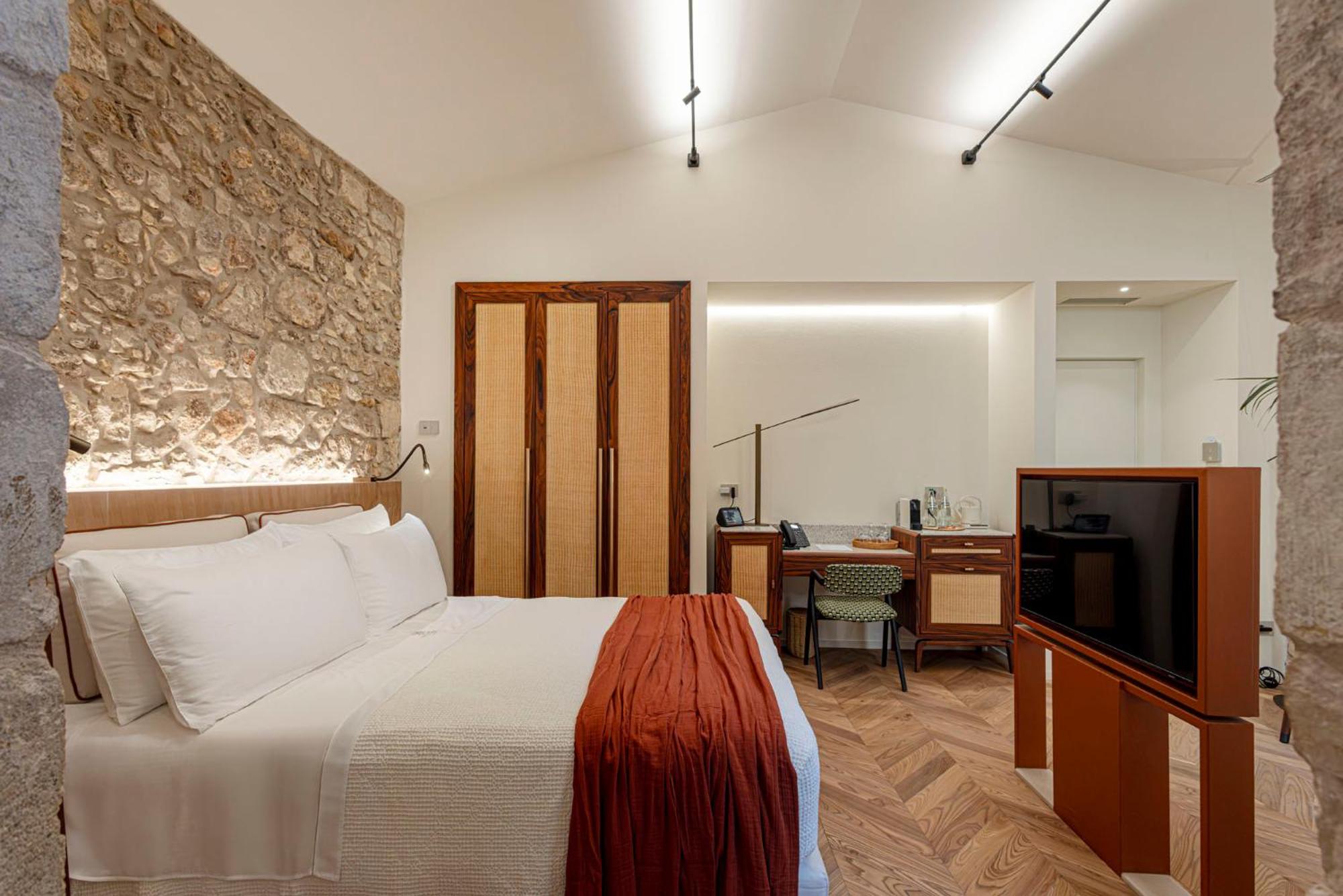 COOL DREAMS Luxury Rooms