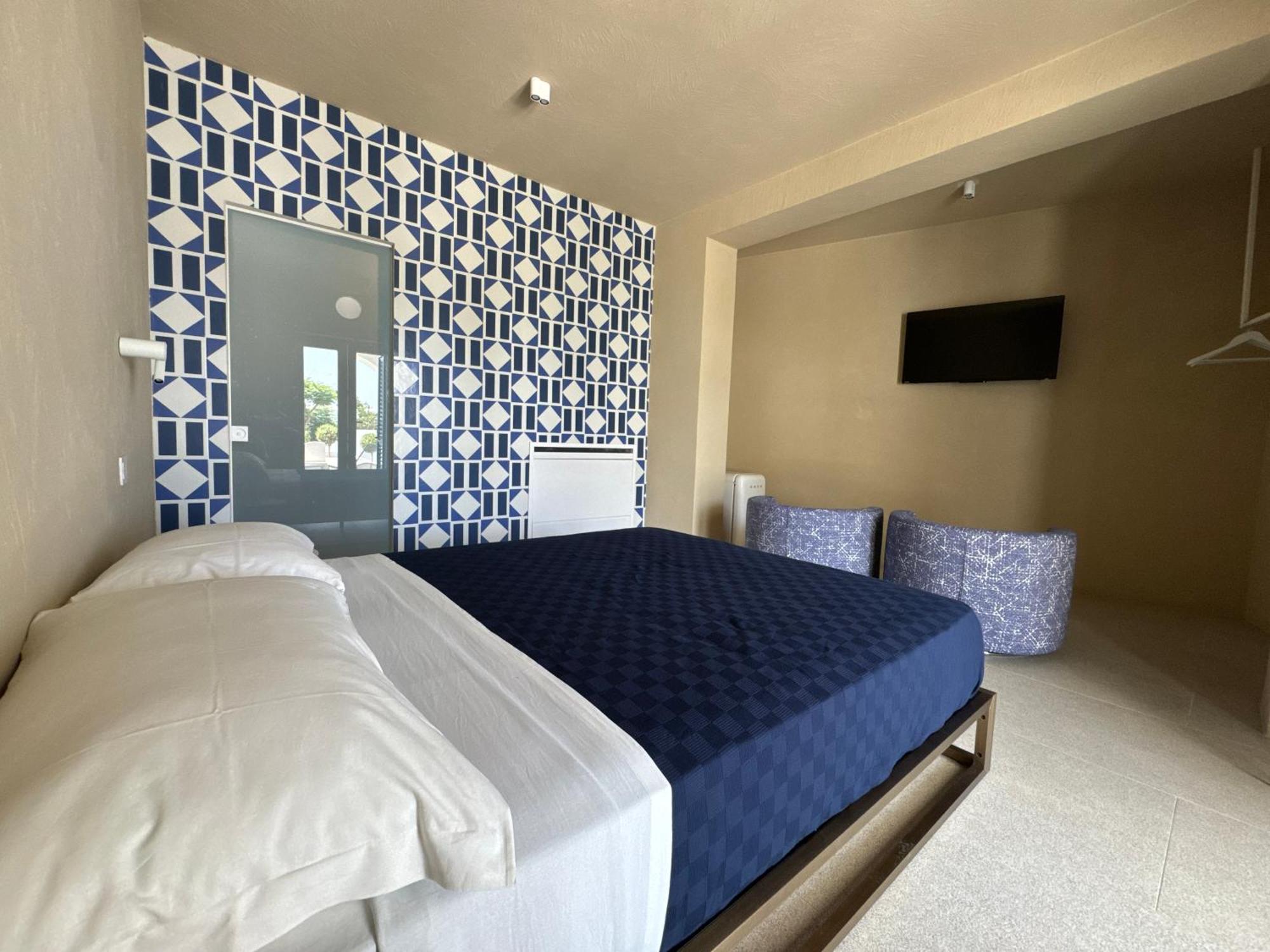 Kyma Suites