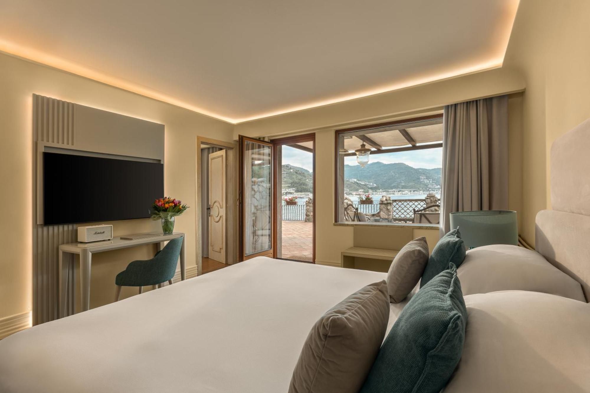 Atlantis Bay - The Leading Hotels of the World