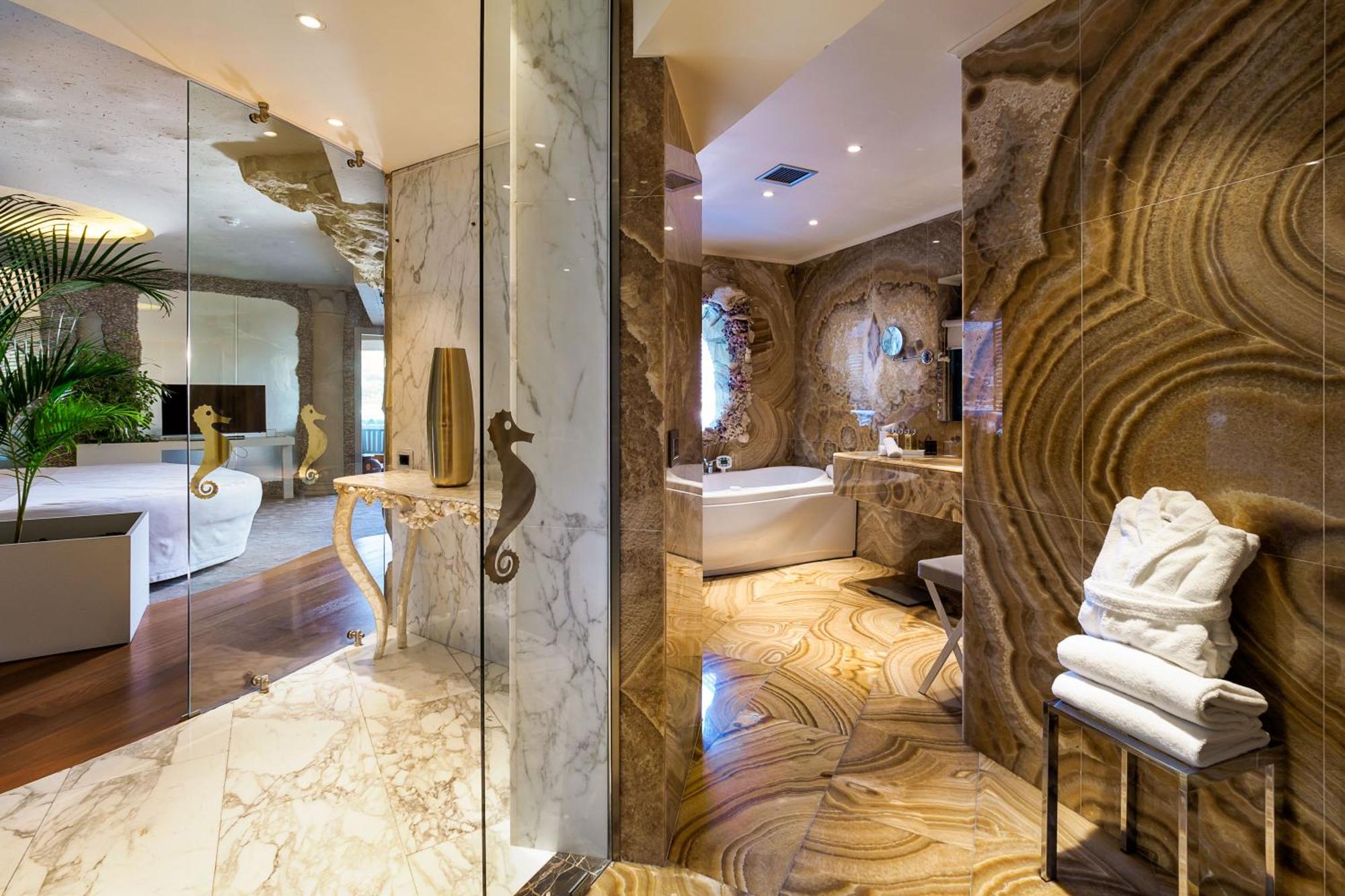 Atlantis Bay - The Leading Hotels of the World