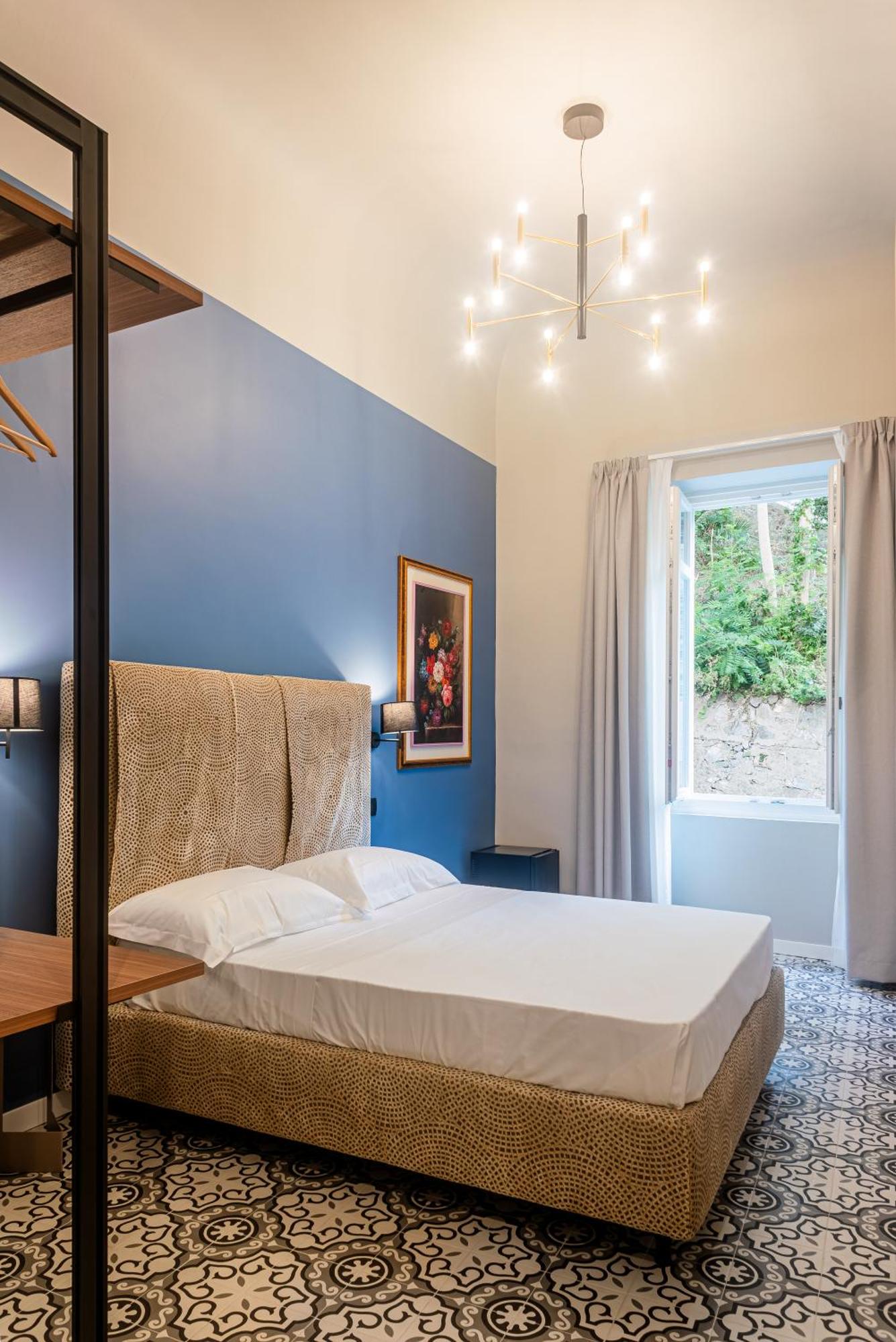 Fontana Falconieri Boutique Hotel