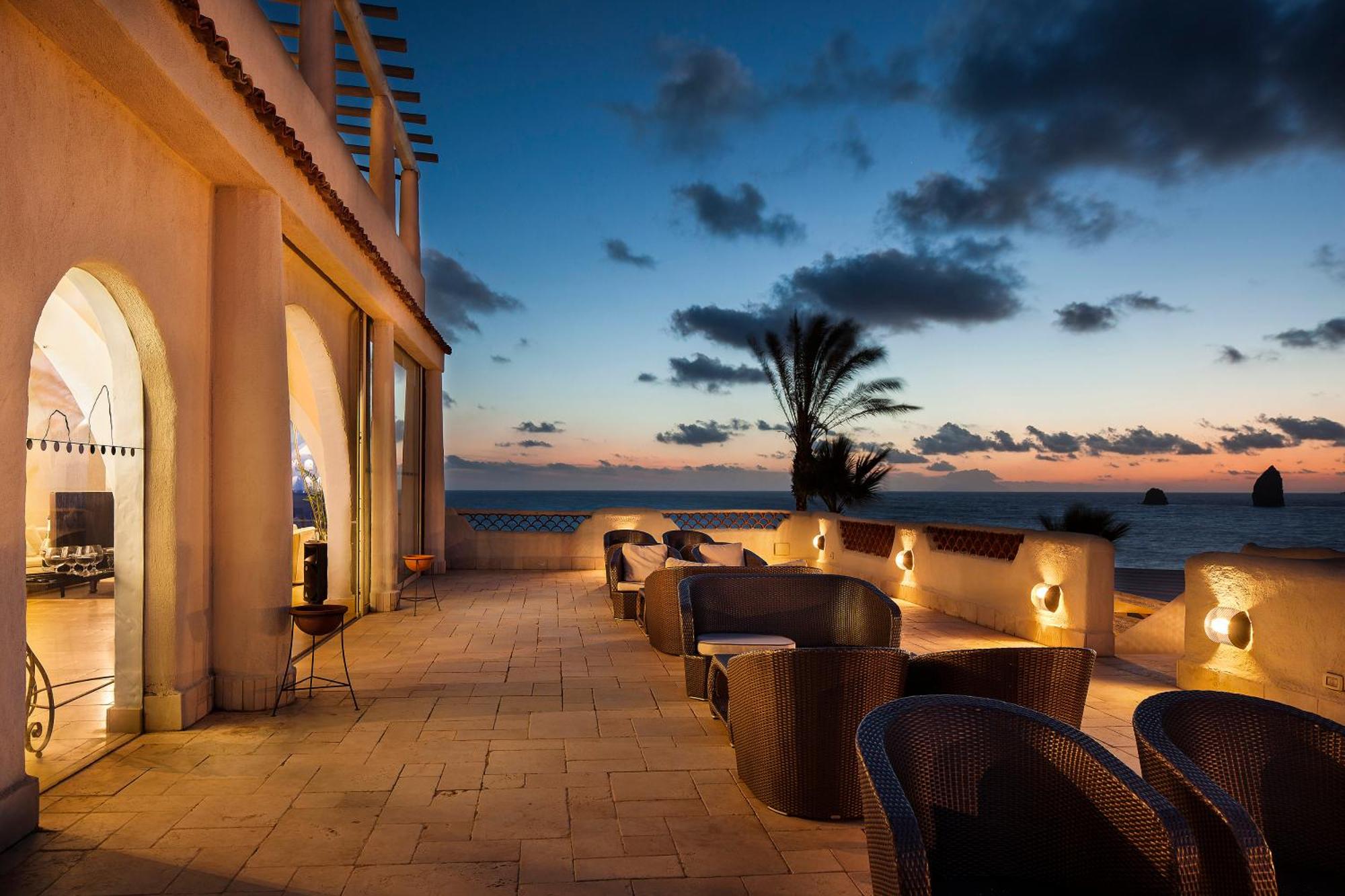 Therasia Resort Sea and SPA - The Leading Hotels of the World