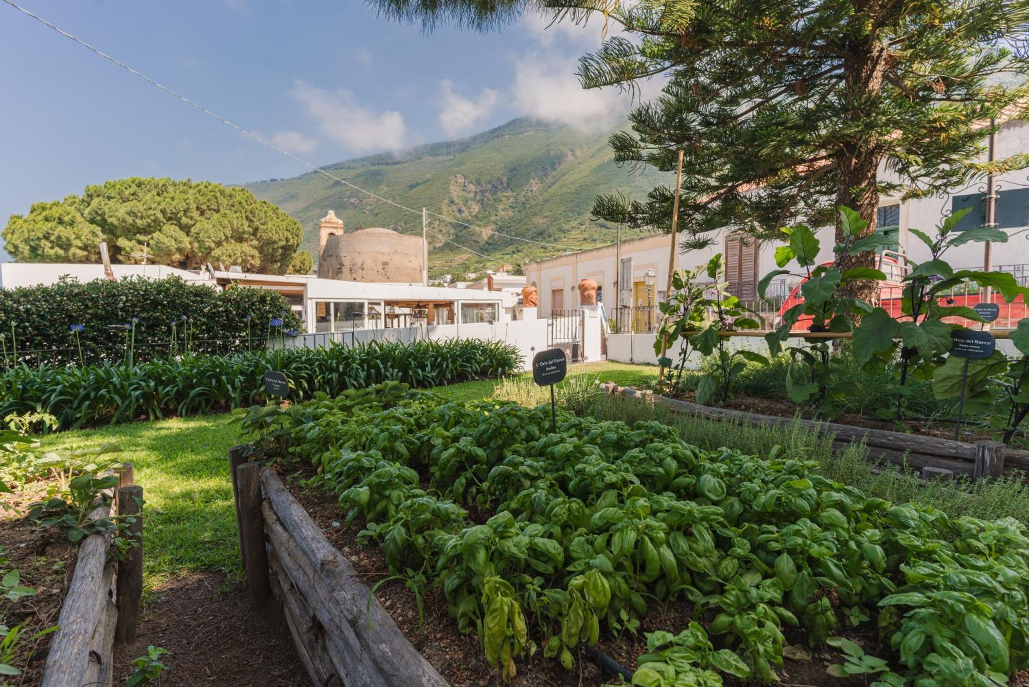 Hotel Ravesi