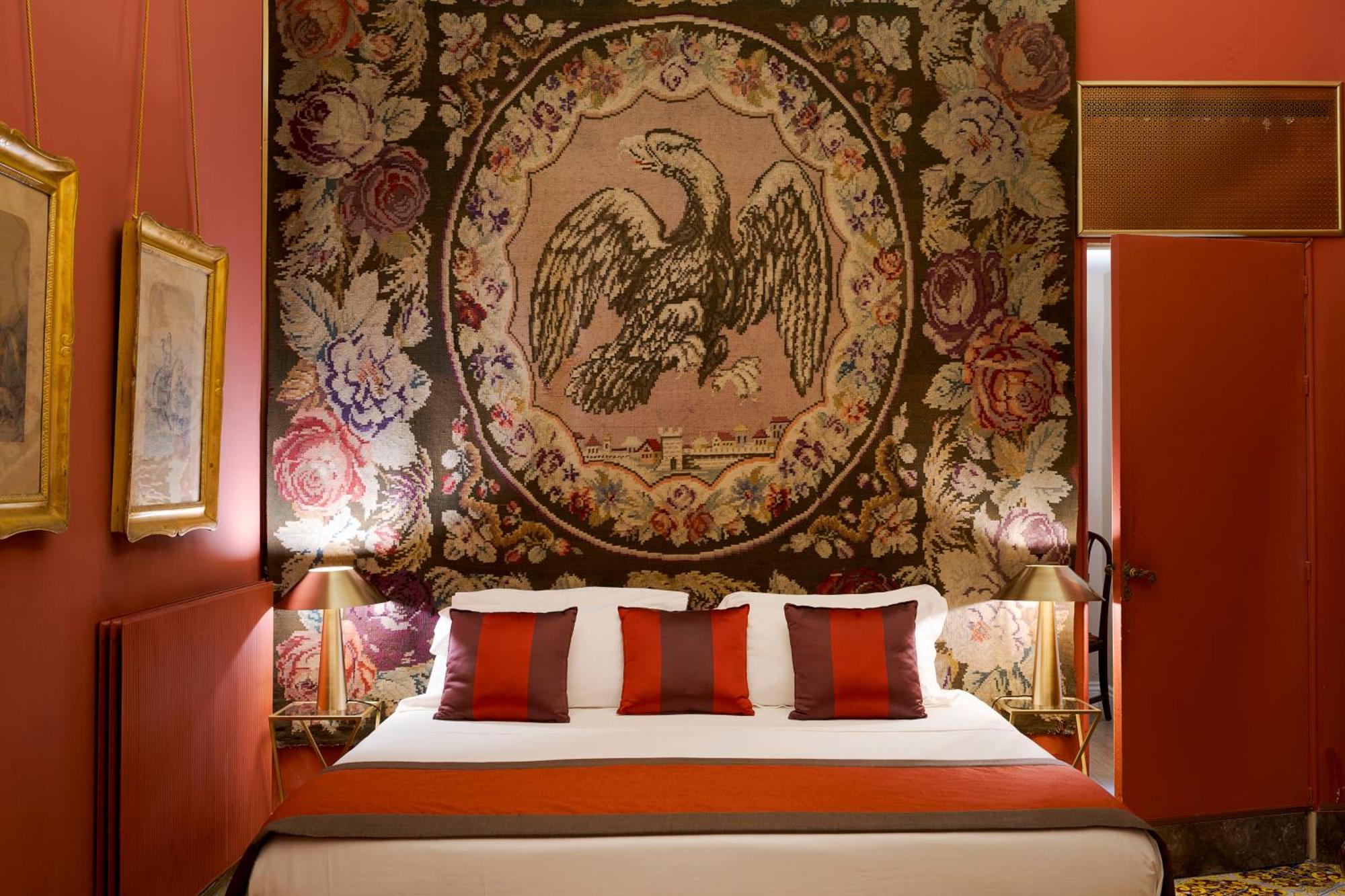 Palazzo Arone dei Baroni di Valentino