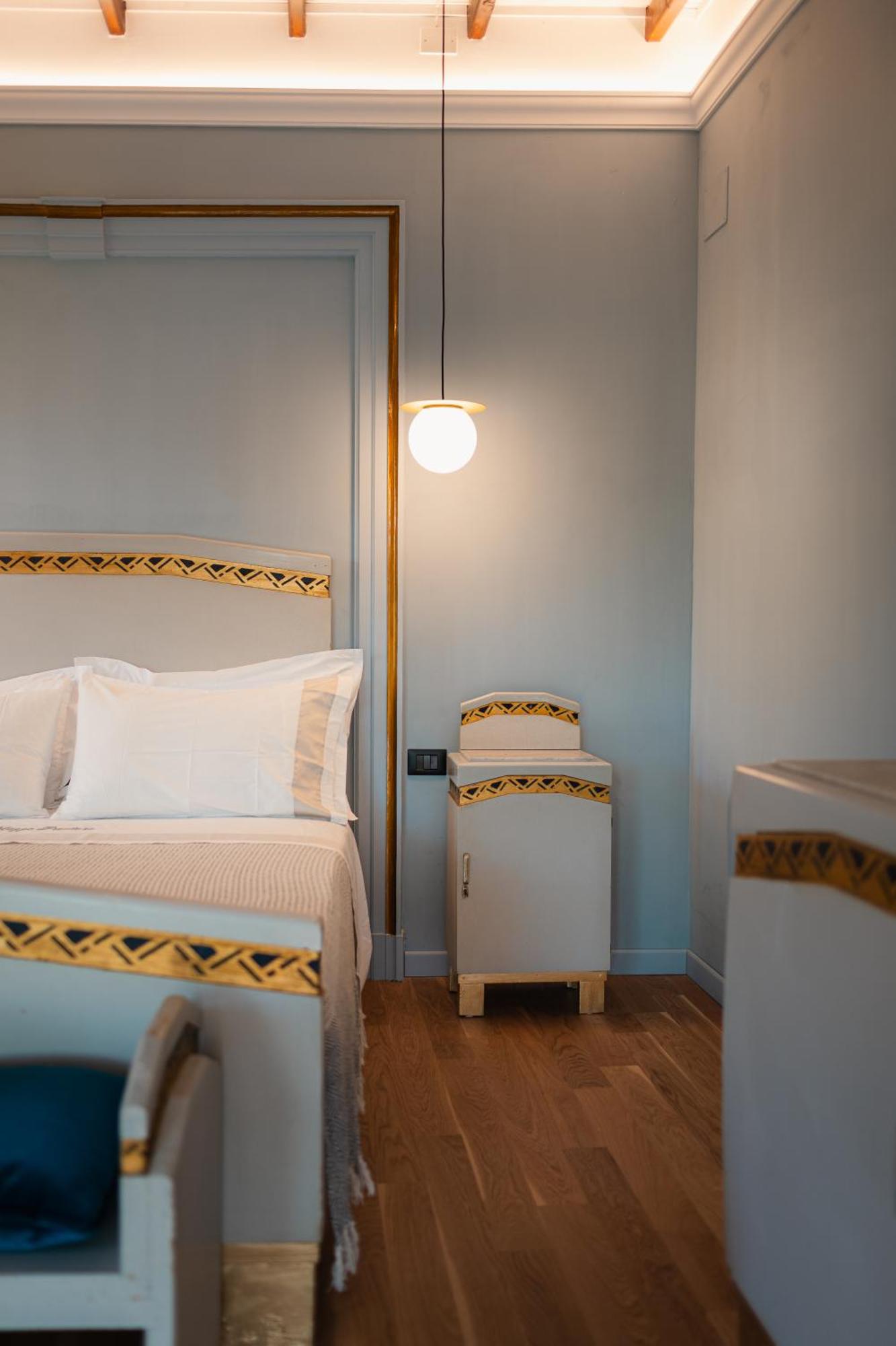 Palazzo Previtera Hotel & Restaurant