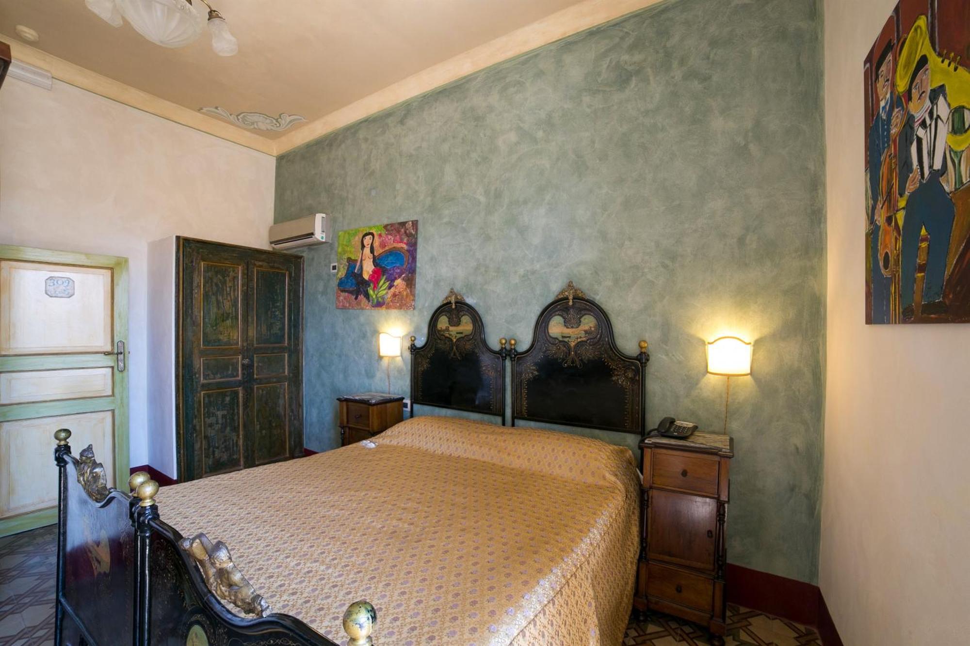 Hotel Henry's House