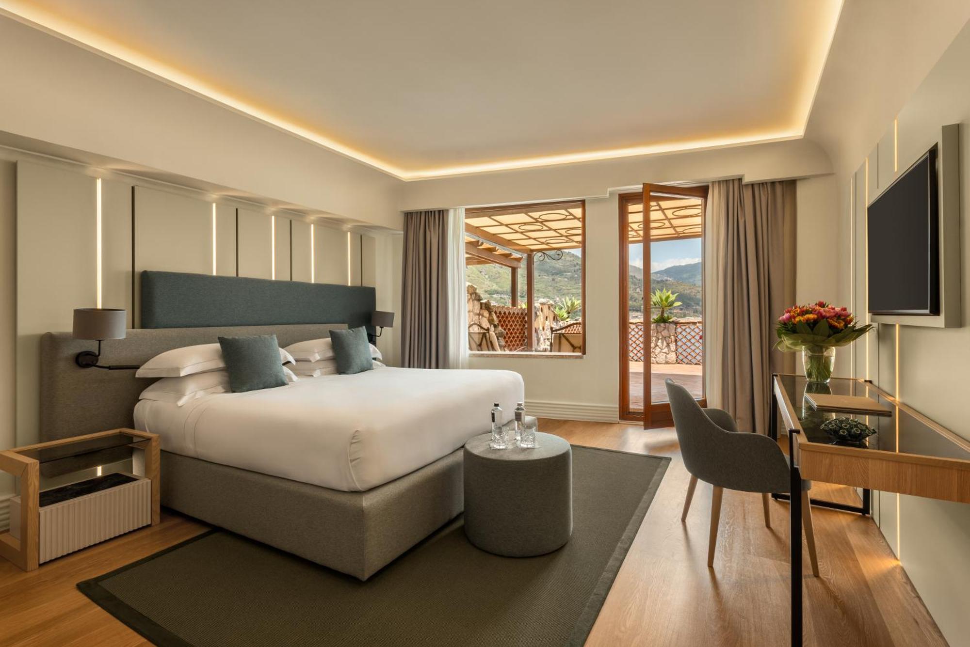 Atlantis Bay - The Leading Hotels of the World