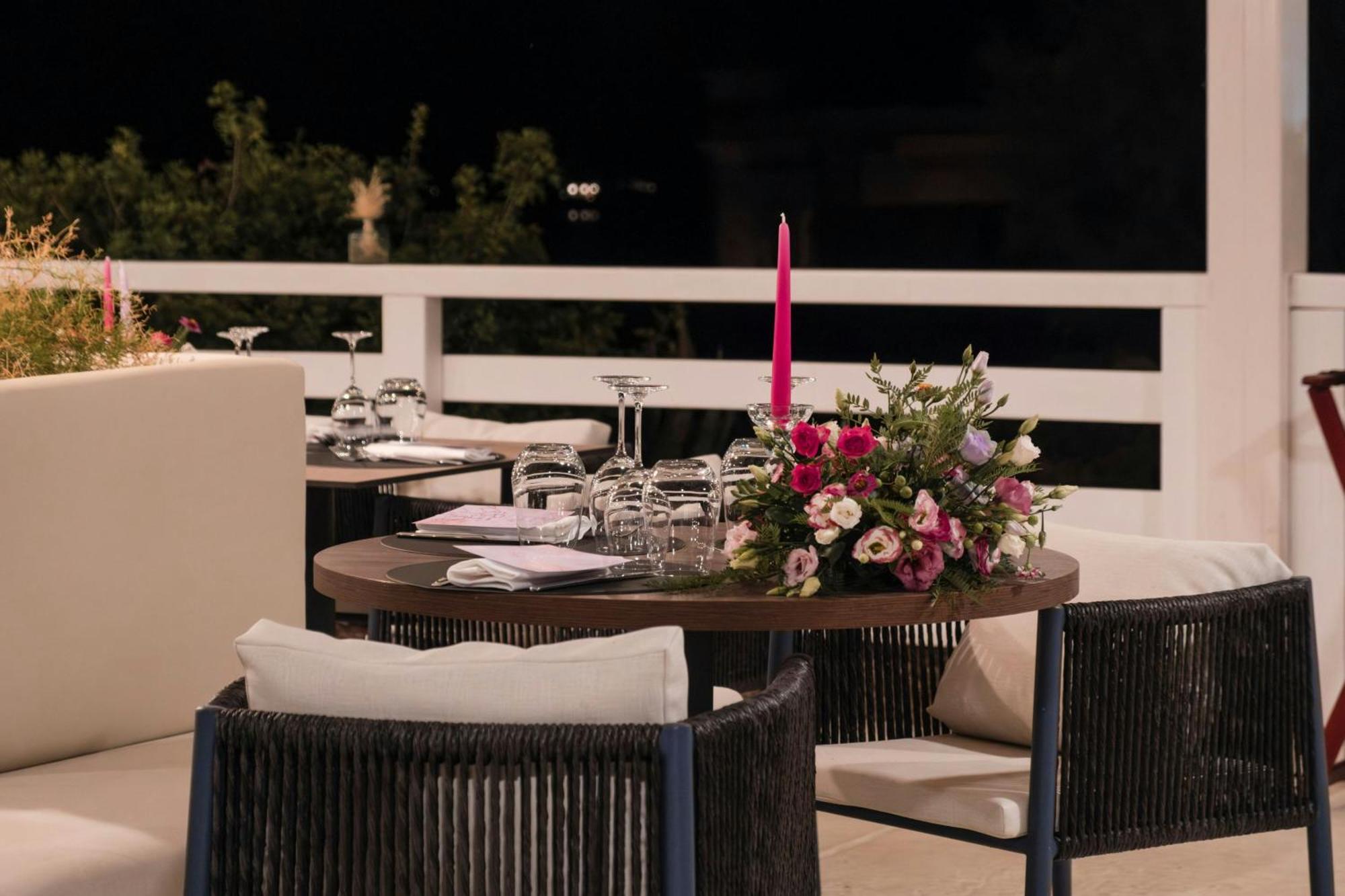 Mangia's Brucoli, Sicily, Autograph Collection