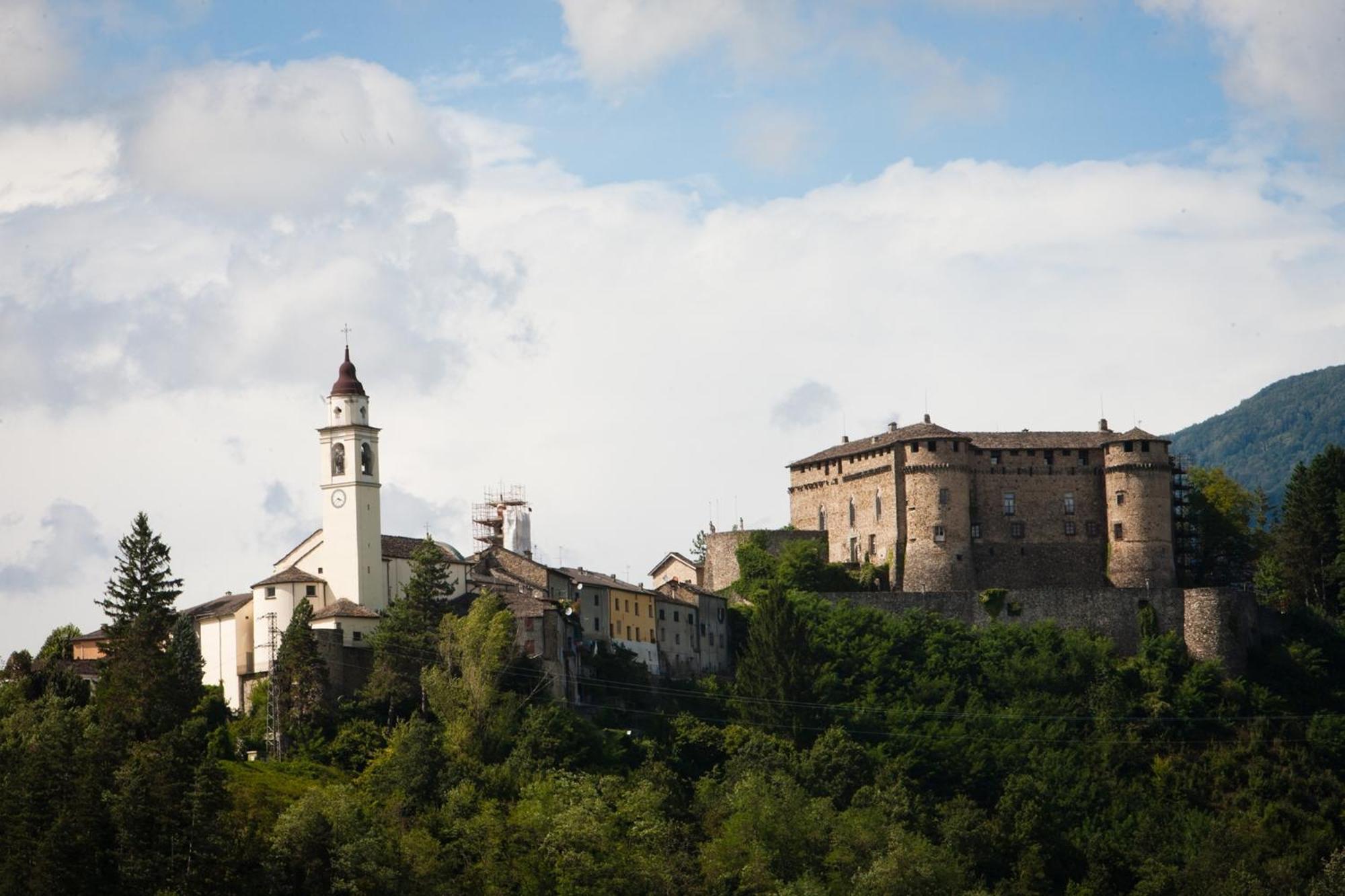 Castello Di Compiano
