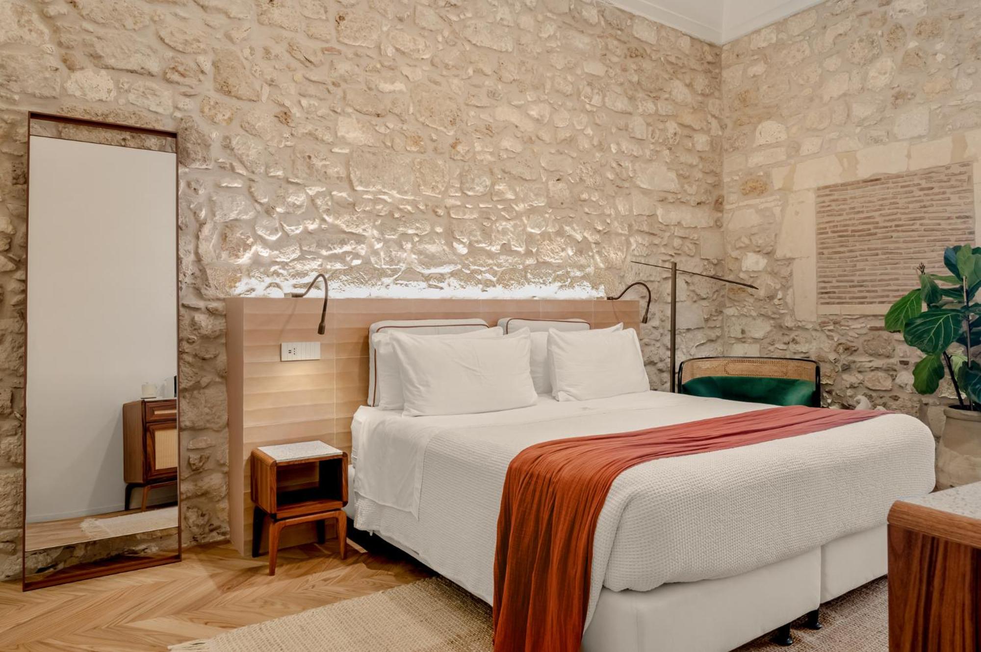 COOL DREAMS Luxury Rooms