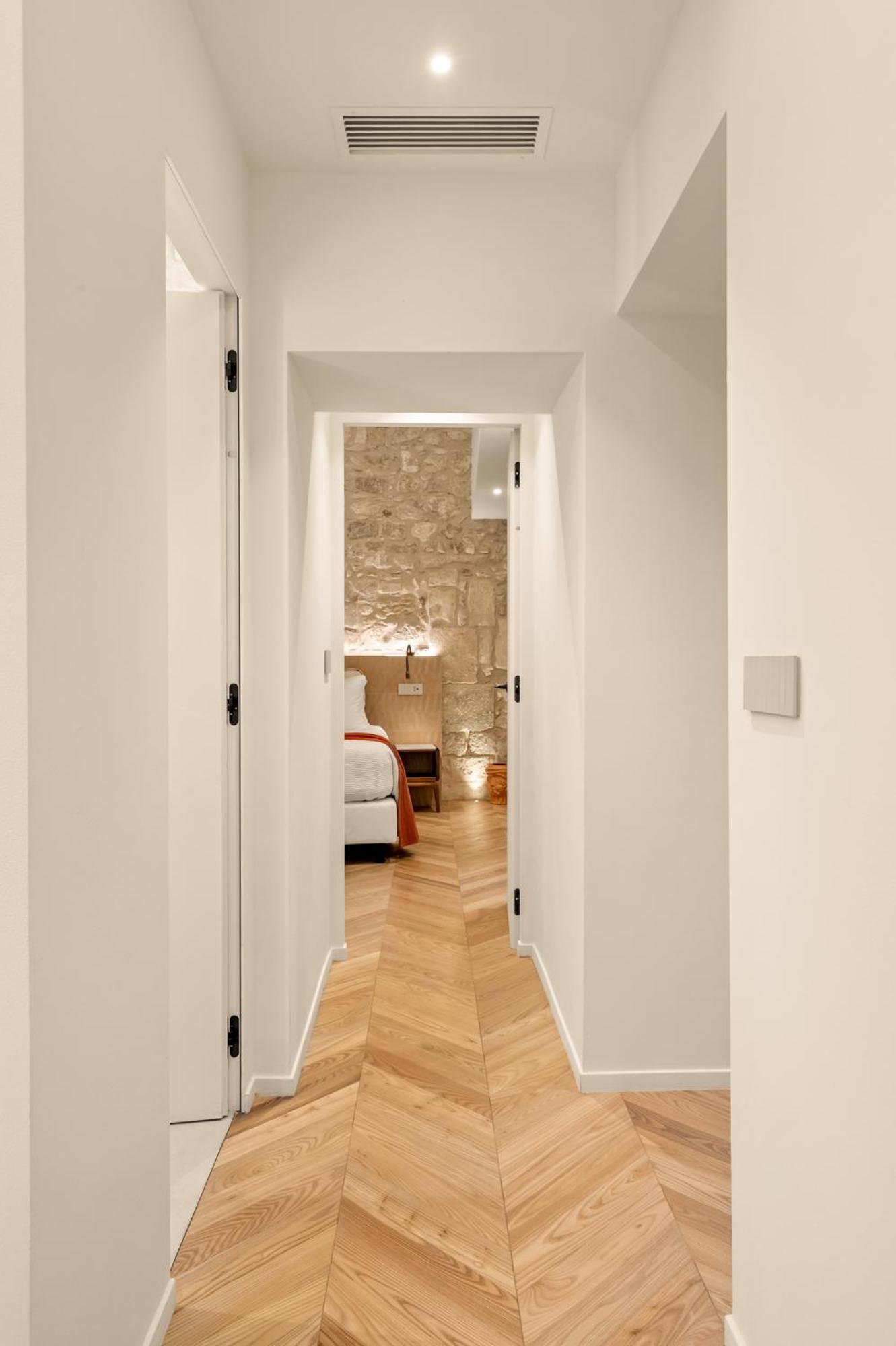 COOL DREAMS Luxury Rooms